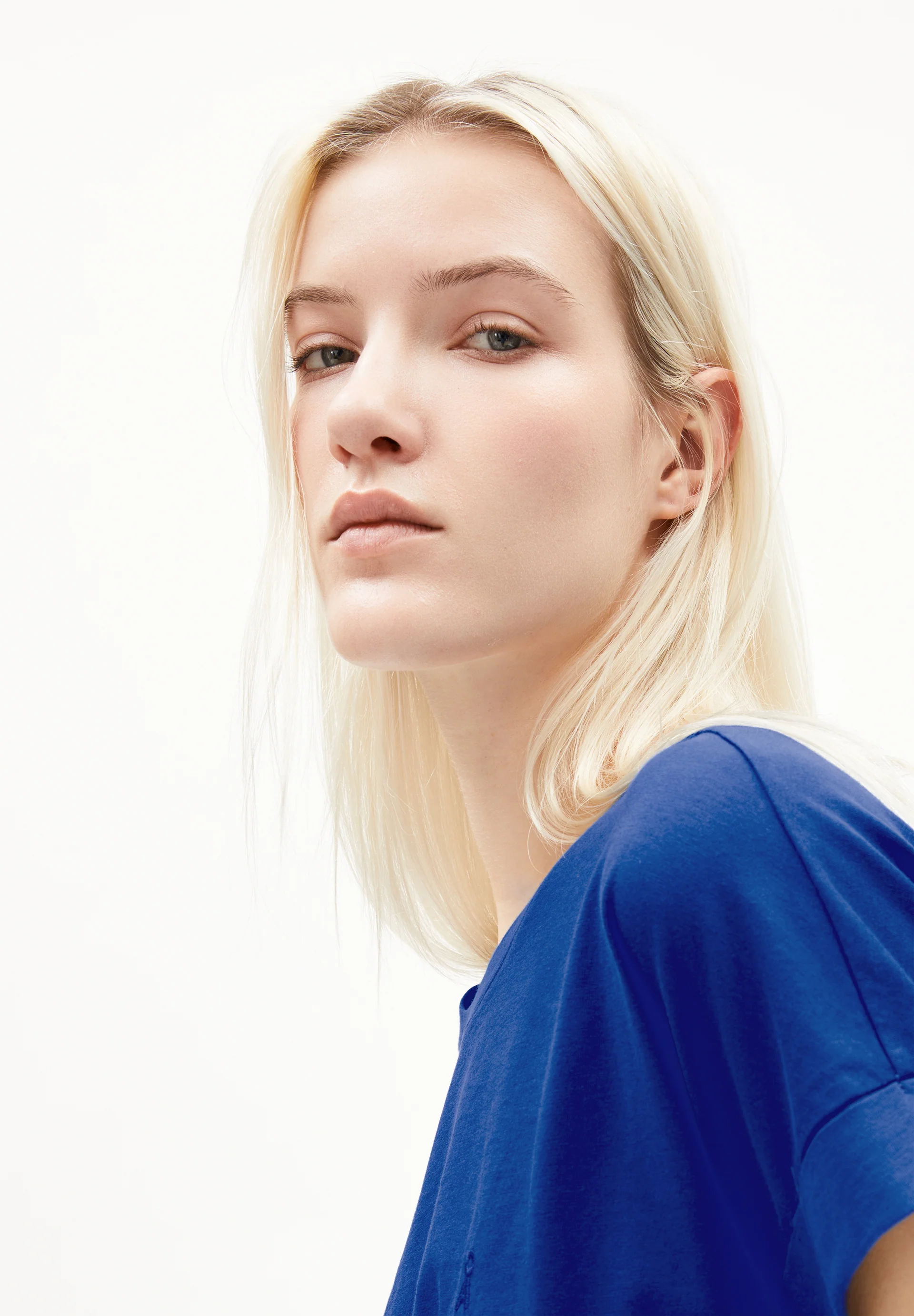 IDAARA T-shirts from organic cotton