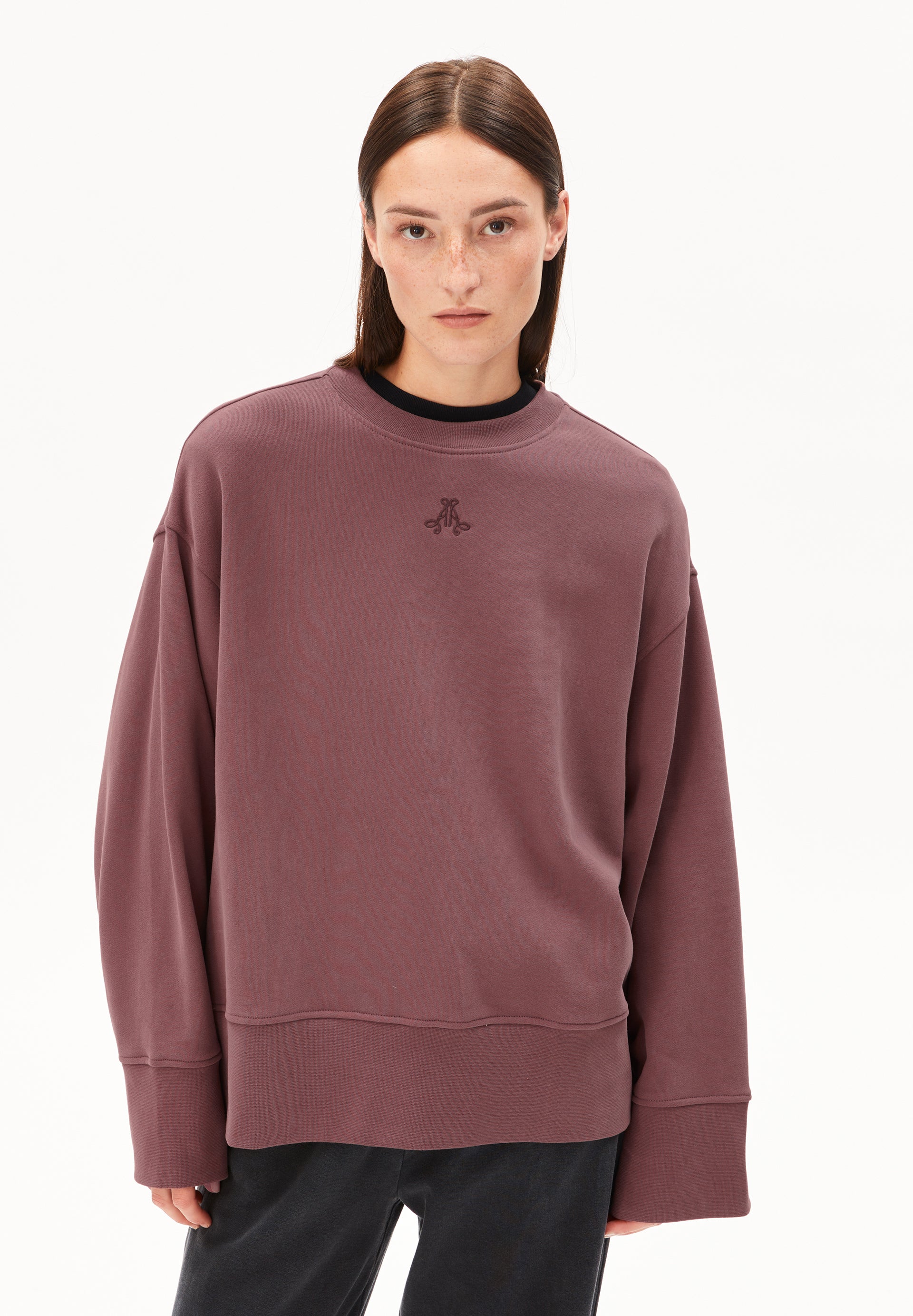 ANWAA Sweatshirt from organic cotton