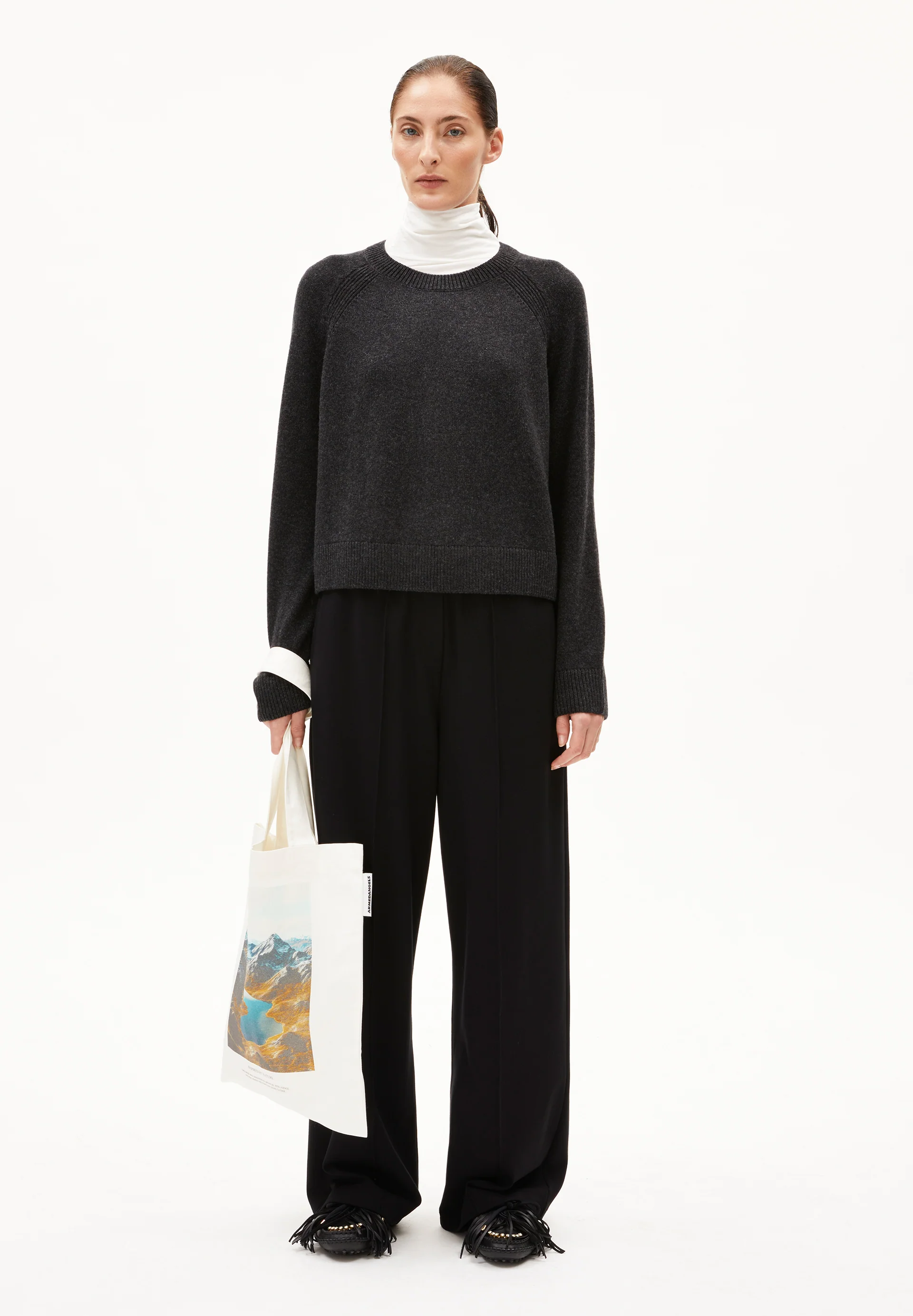 DILIRIAA REGLANA Sweater made of recycled Organic Wool Mix