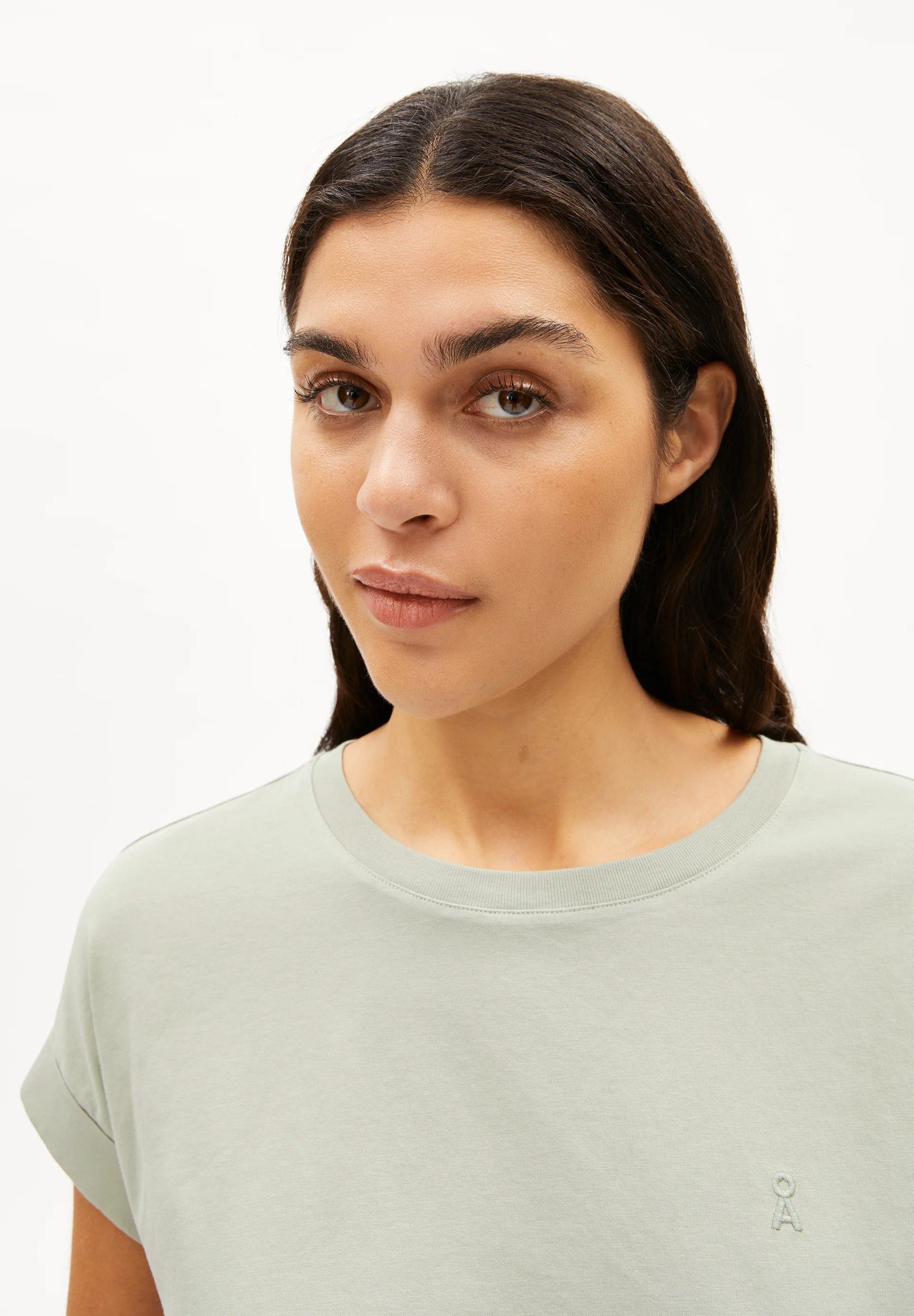 IDAARA T-shirts from organic cotton