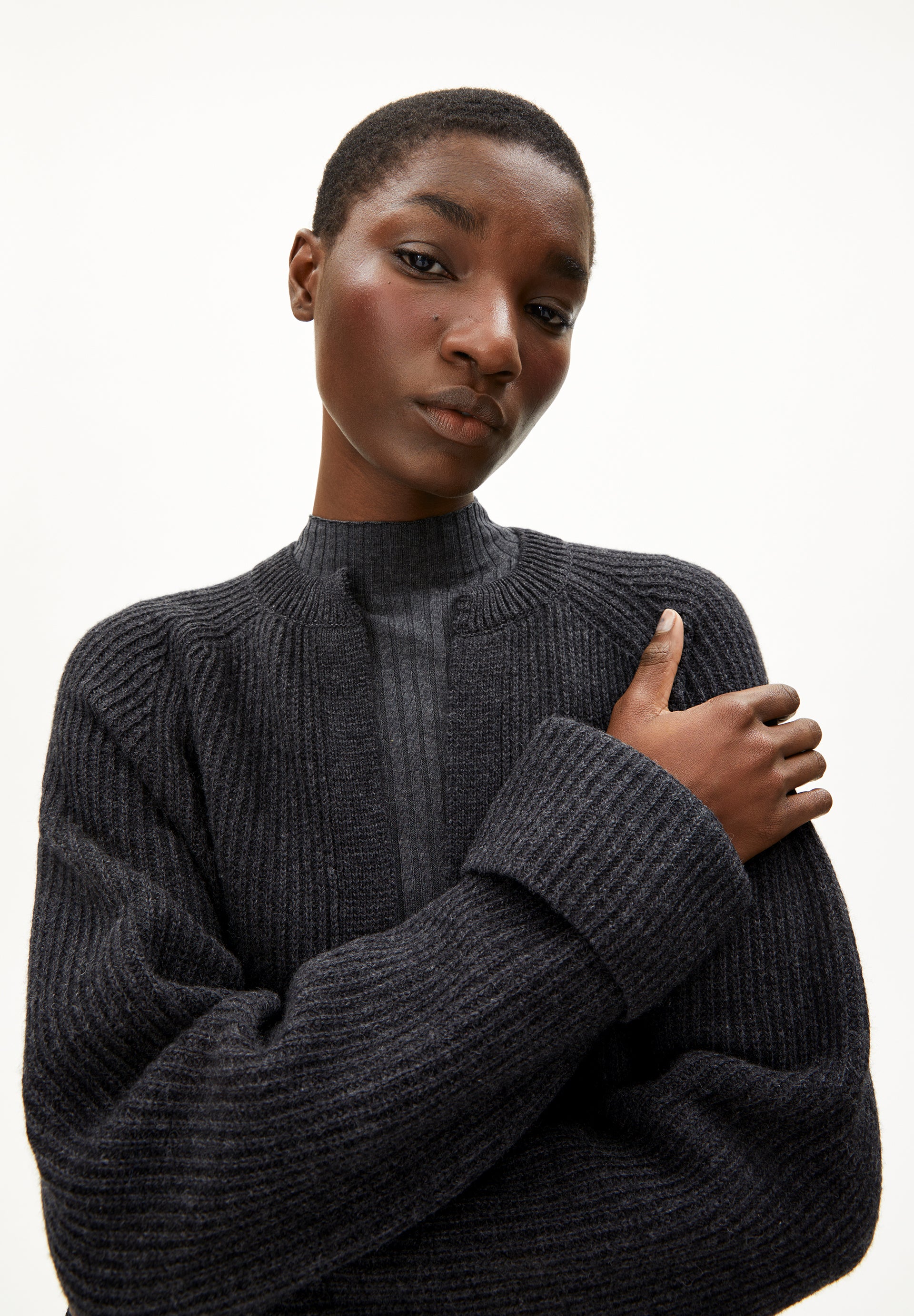 WARDAA Cardigan made from an organic wool blend