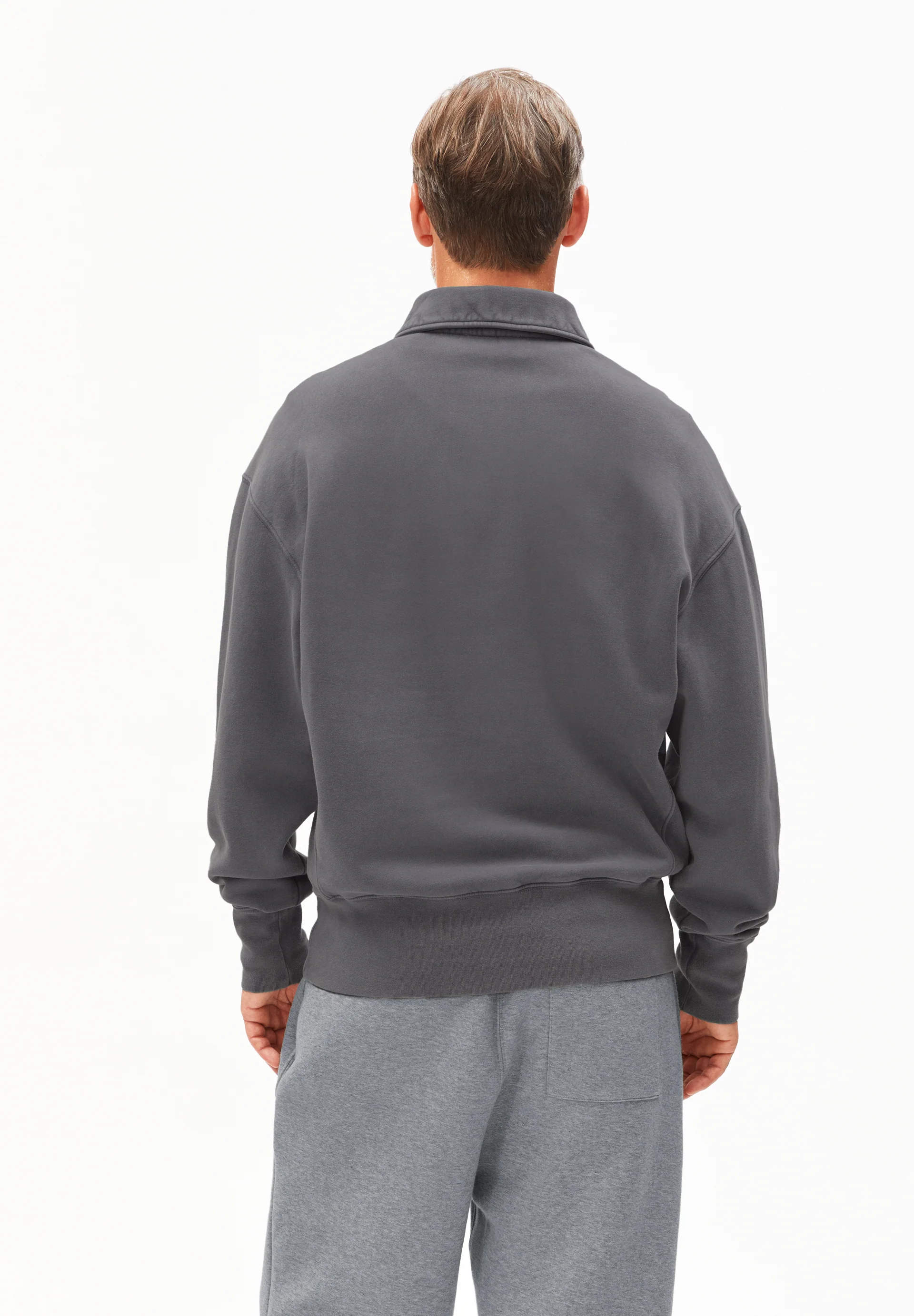 ICONIC Å GMT DYE ZIP TROYER Sweatshirts made from organic cotton