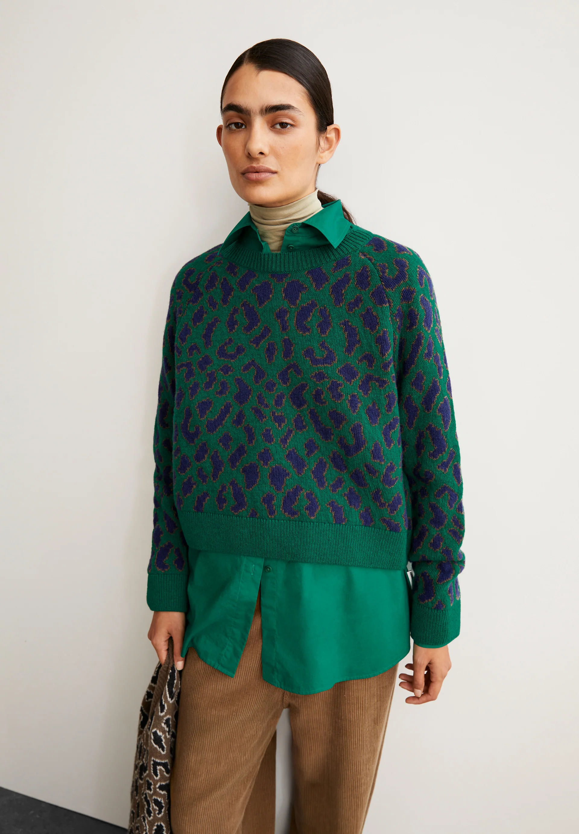 DILIRIAA LEOPAA Sweater made of recycled Organic Wool Mix