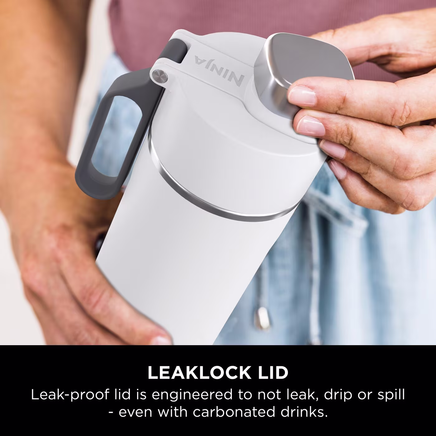 Ninja Thirsti 700 ml Travel Bottle – White DW2401EUUKWH