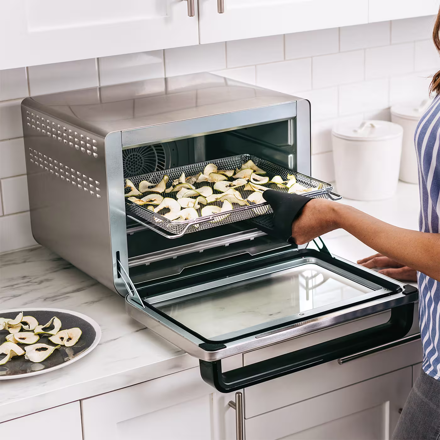 Ninja Foodi 10-in-1 Multifunction Oven & Bamboo Chopping Board