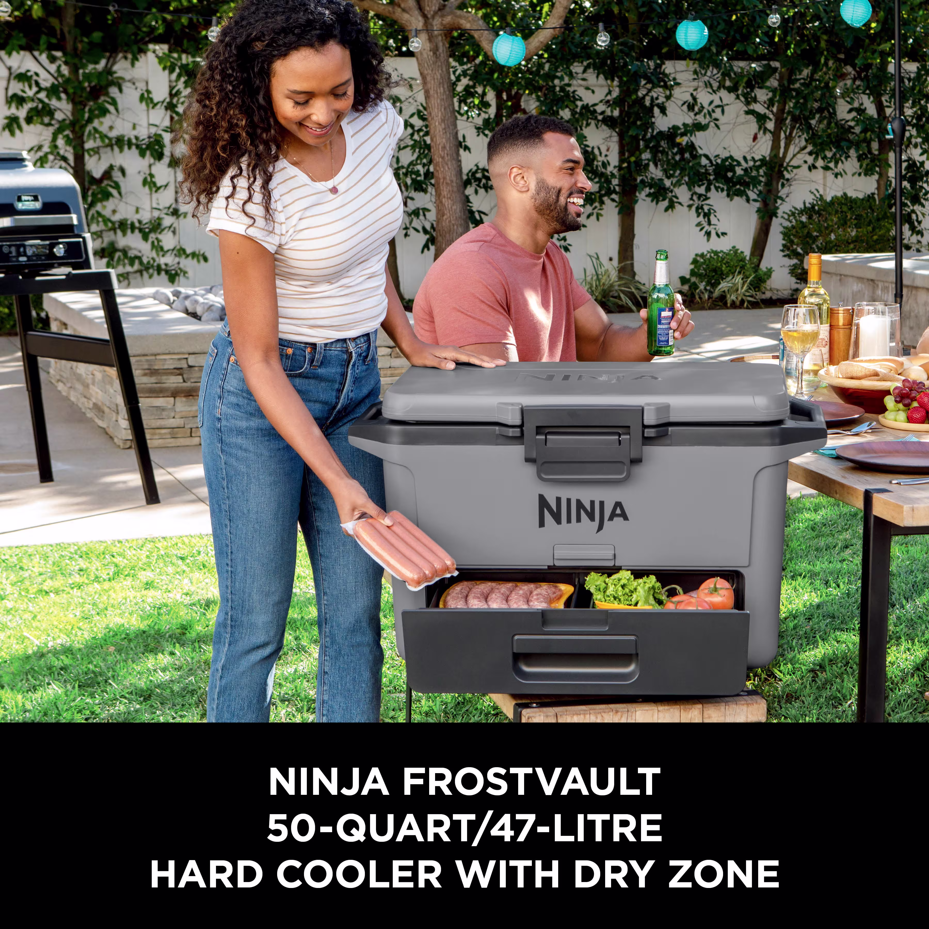 Ninja FrostVault 50QT/47L Cooler, Ice Pack & Thirsti Bottle Bundle