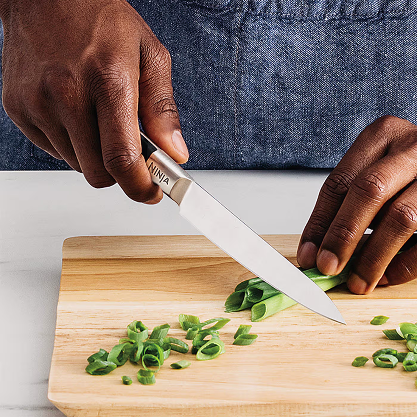 Ninja Foodi StaySharp Knife Block with Integrated Sharpener – 5-Piece Set [K32005UK]