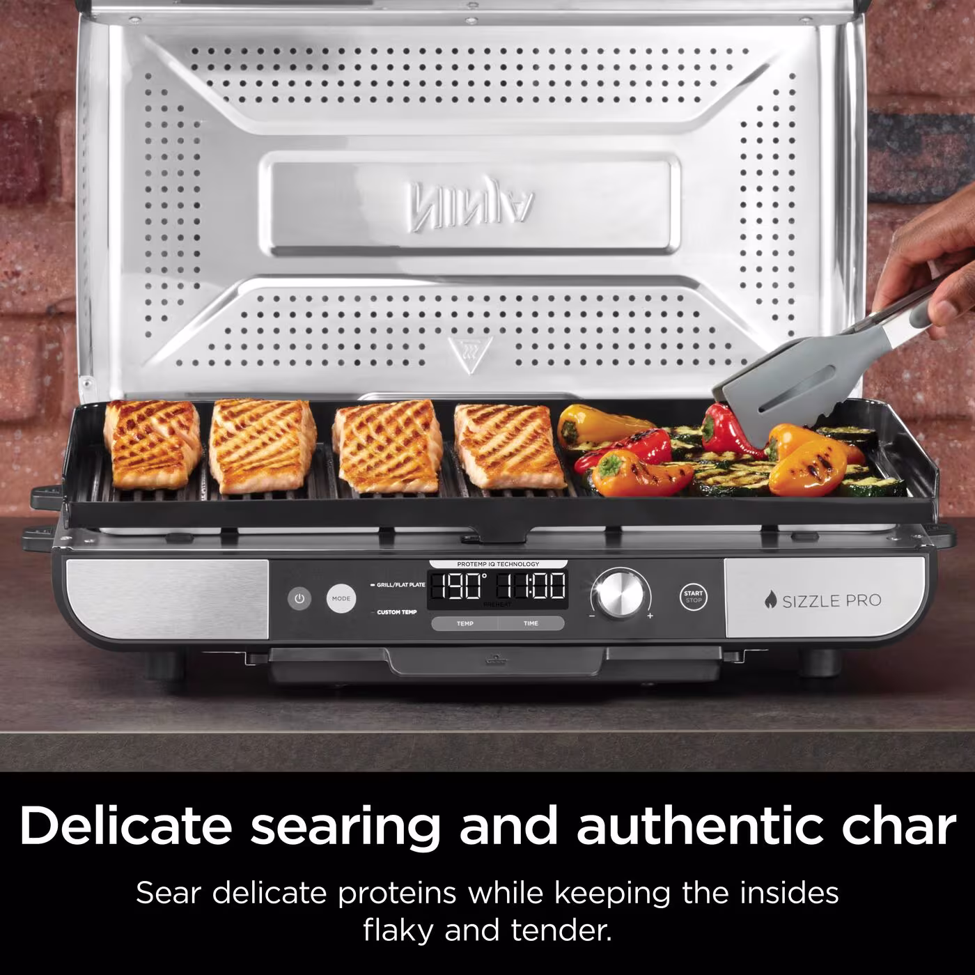 Ninja Sizzle Pro XL Grill & Flat Plate GX101UK