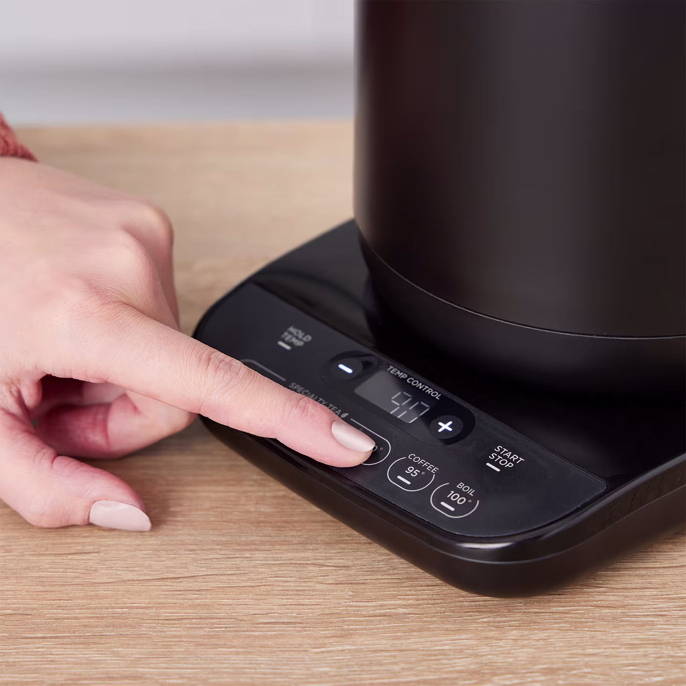 Ninja Black Perfect Temperature Kettle, Rapid Boil – KT200UK