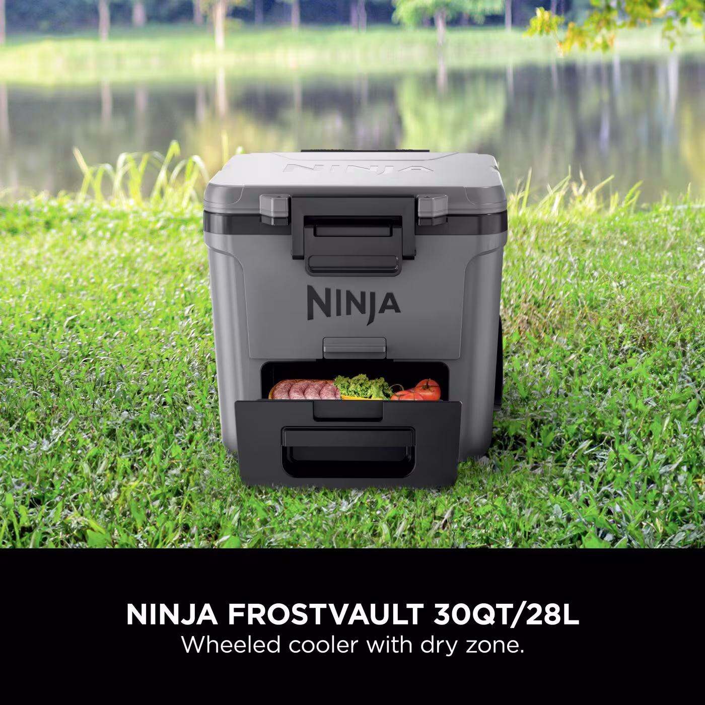 Ninja FrostVault 30QT/28L Wheeled Cooler, Ice Pack & Thirsti Bottle Bundle