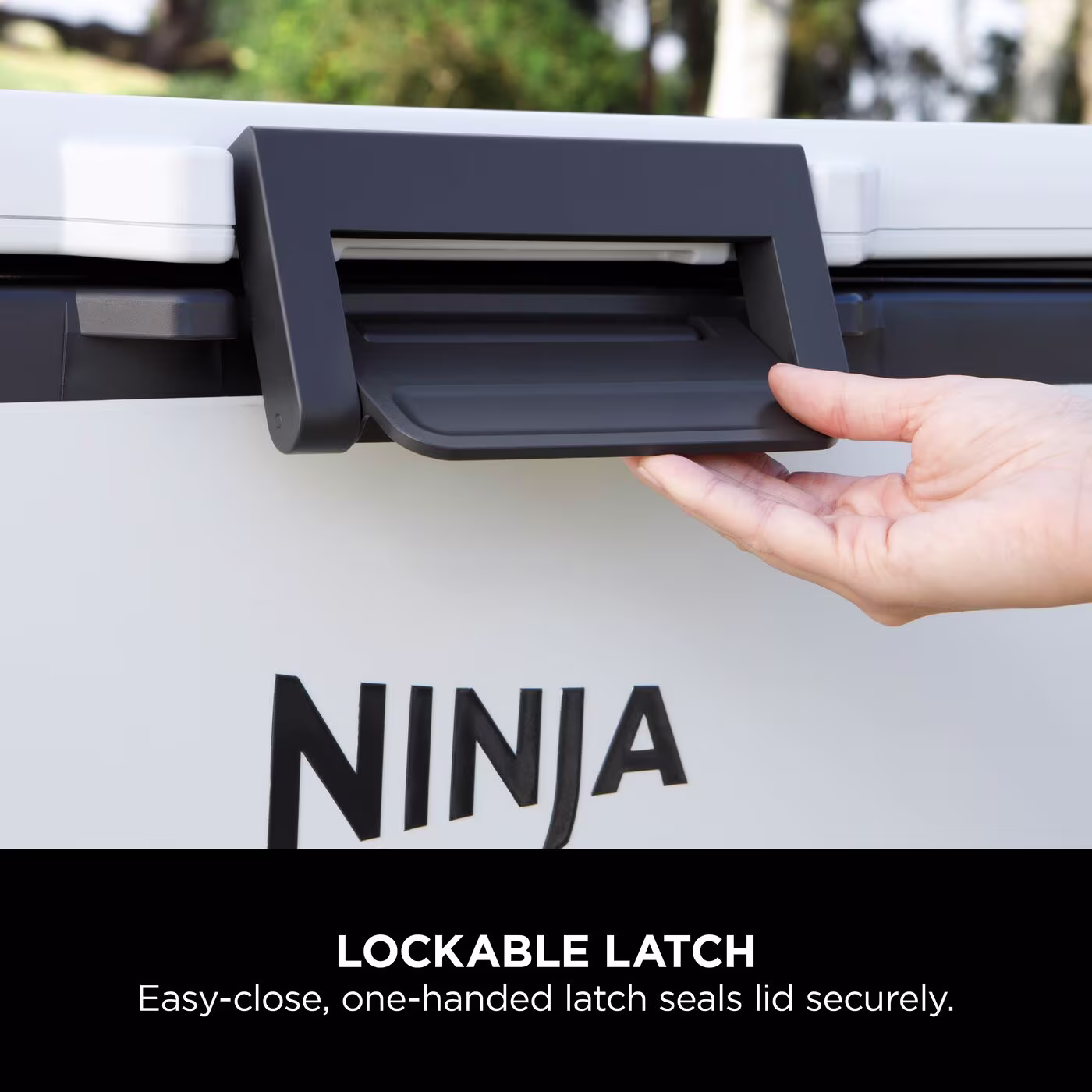 Ninja FrostVault 45QT/42L Wheeled Cooler with Dry Zone, Cloud White FB245UKWH