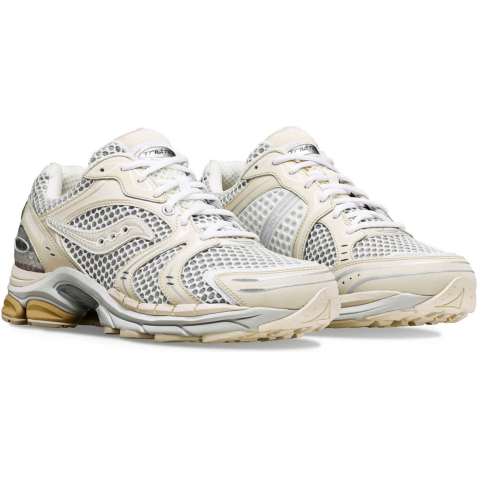 Saucony X Highsnobiety ProGrid Triumph 4