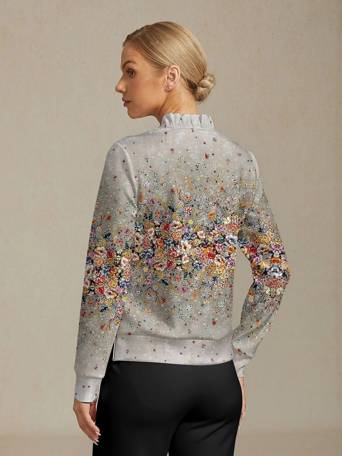 Botanical Energy Ruffle Collar Golf Sweatshirt