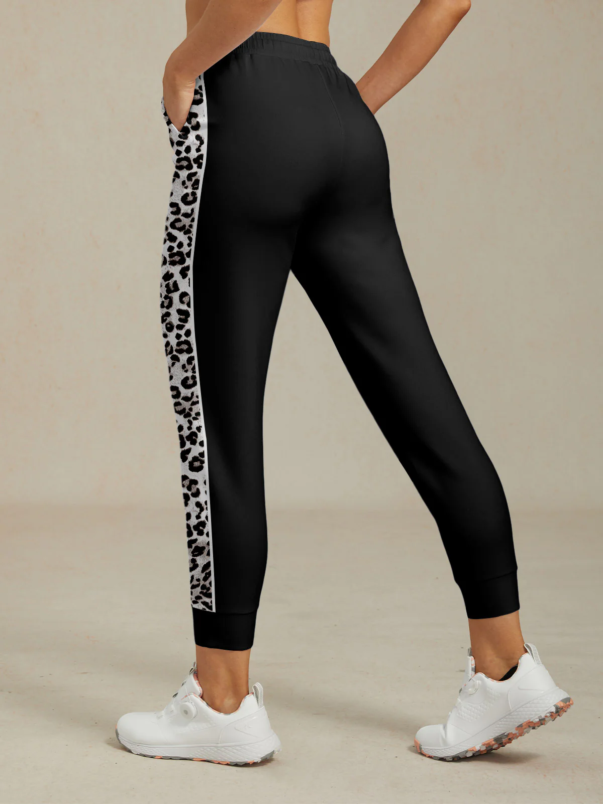 Wildlife Party 26.5 Inch Drawstring Ankle Pants