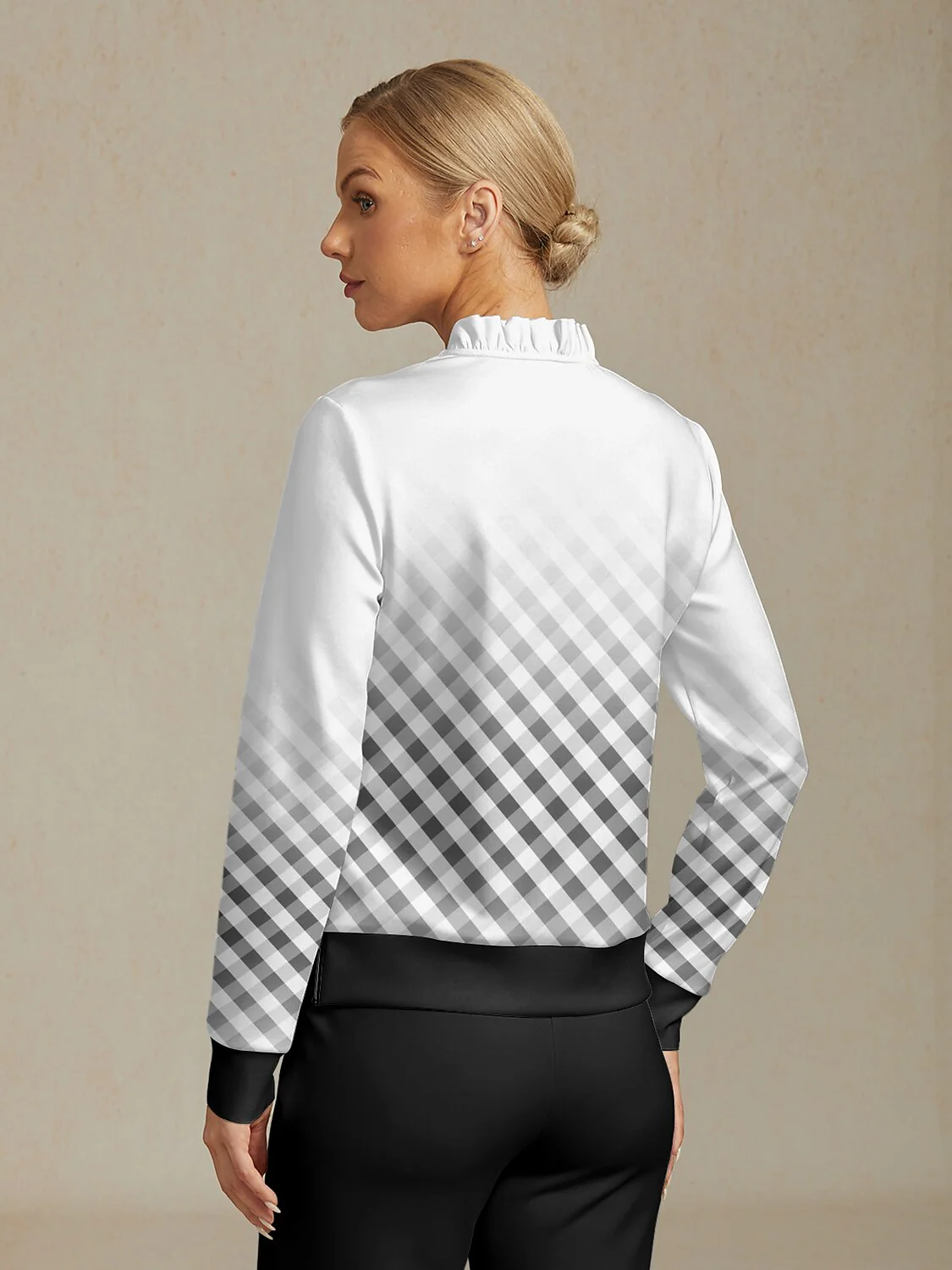 Hyper-prep Ruffle Collar Golf Sweatshirt