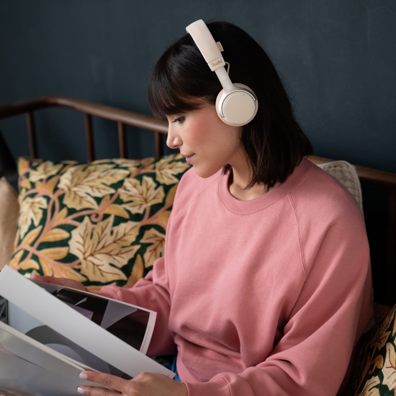 SUPREME ON Bold. Colourful. Inspiring. We All Are SUPREME.