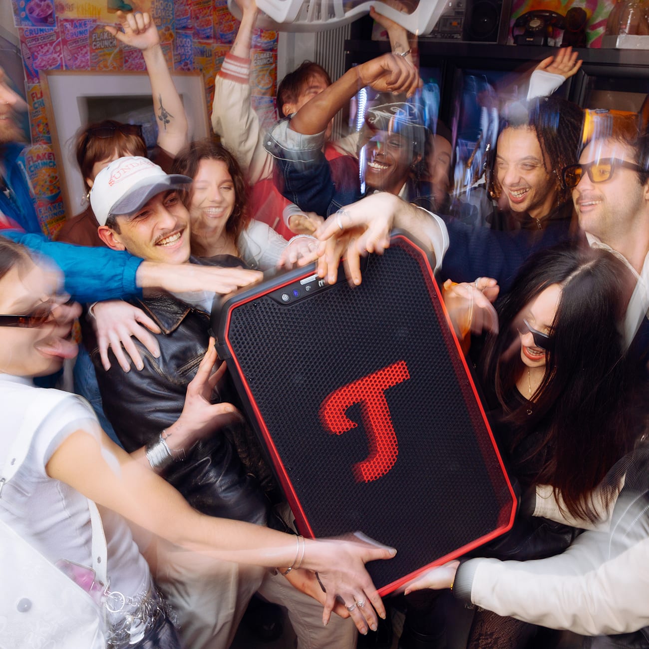 ROCKSTER NEO Wild times redefined