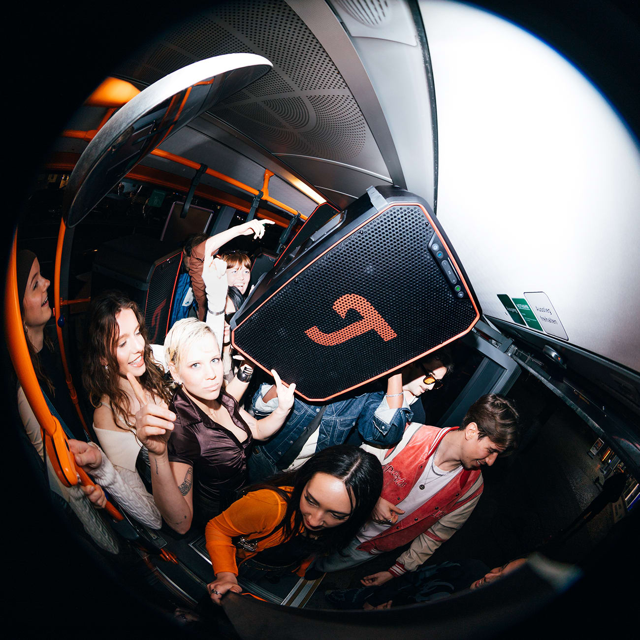 ROCKSTER NEO Wild times redefined