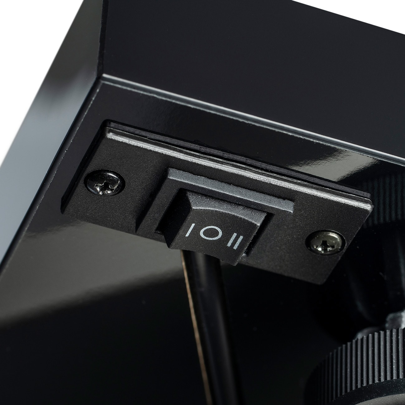 THEATER 500 + DENON DRA-900H + Pro-Ject Debut S Phono Your music, our stereo sound