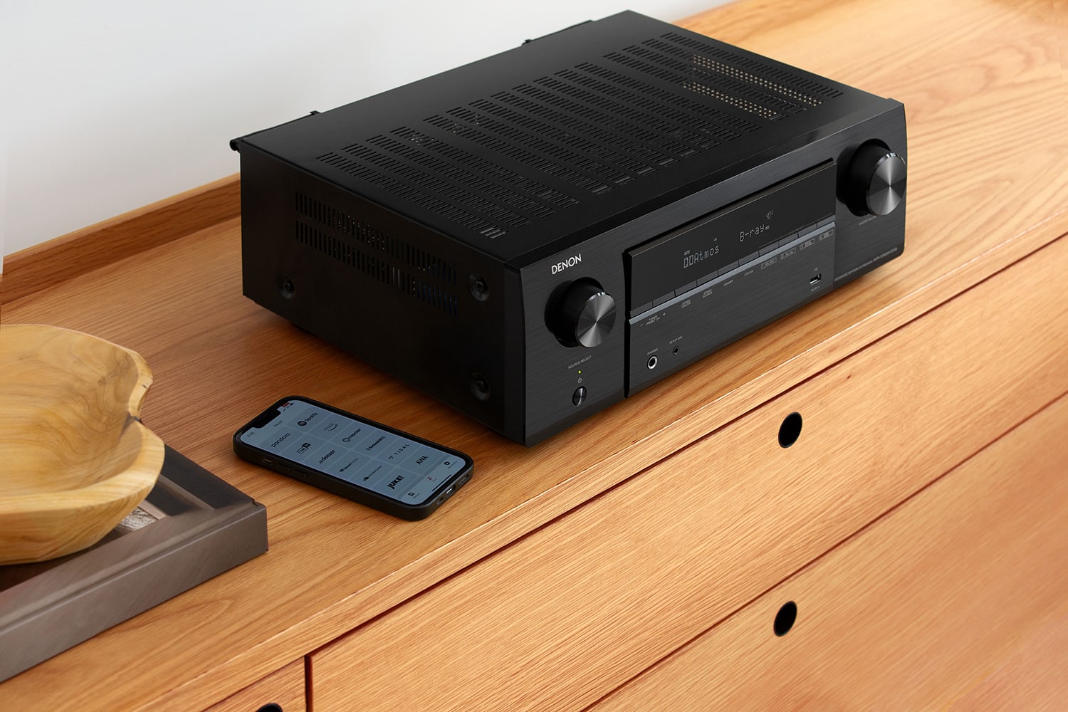DENON AVR-X1800H DAB Your home cinema knows cinema