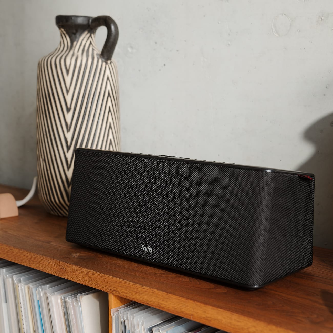 MOTIV® HOME The portable premium streaming system