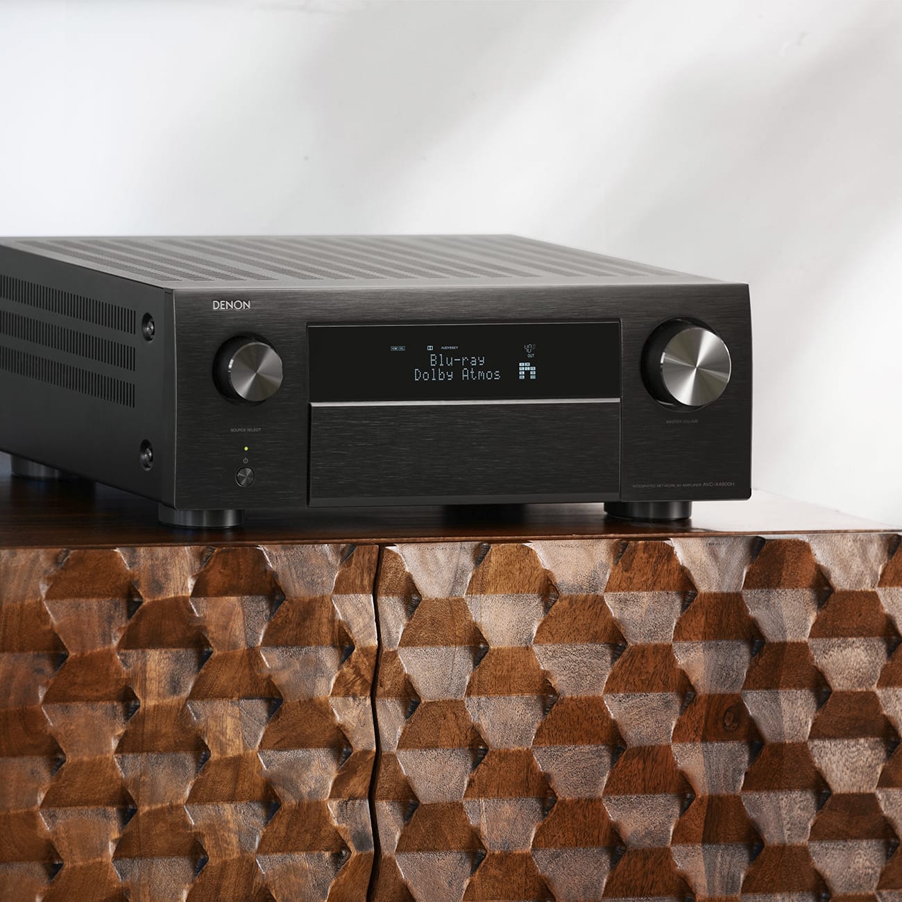 DENON AVC-X4800H Heart of home cinema
