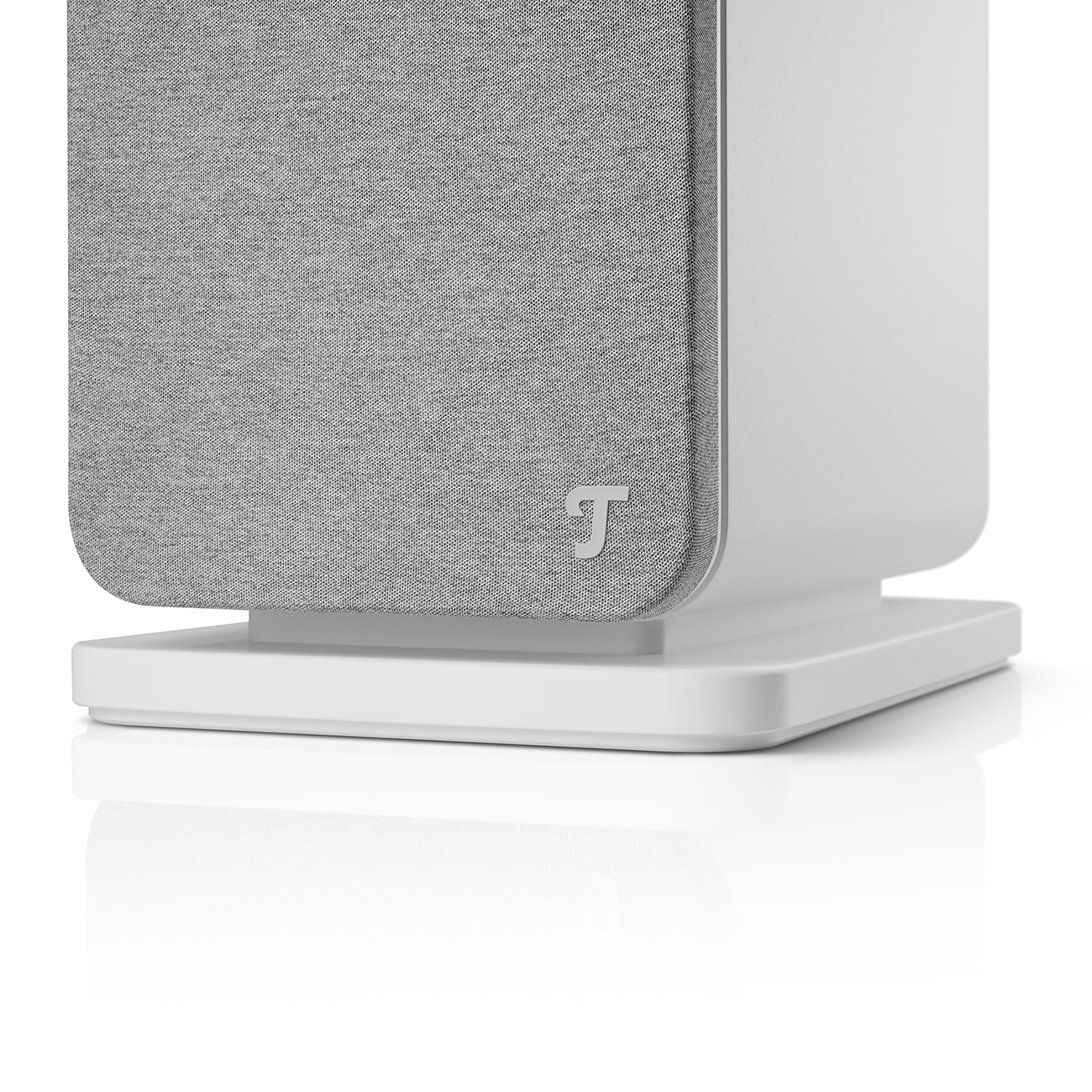 ULTIMA 40 ACTIVE 3 Legendary sound made easy