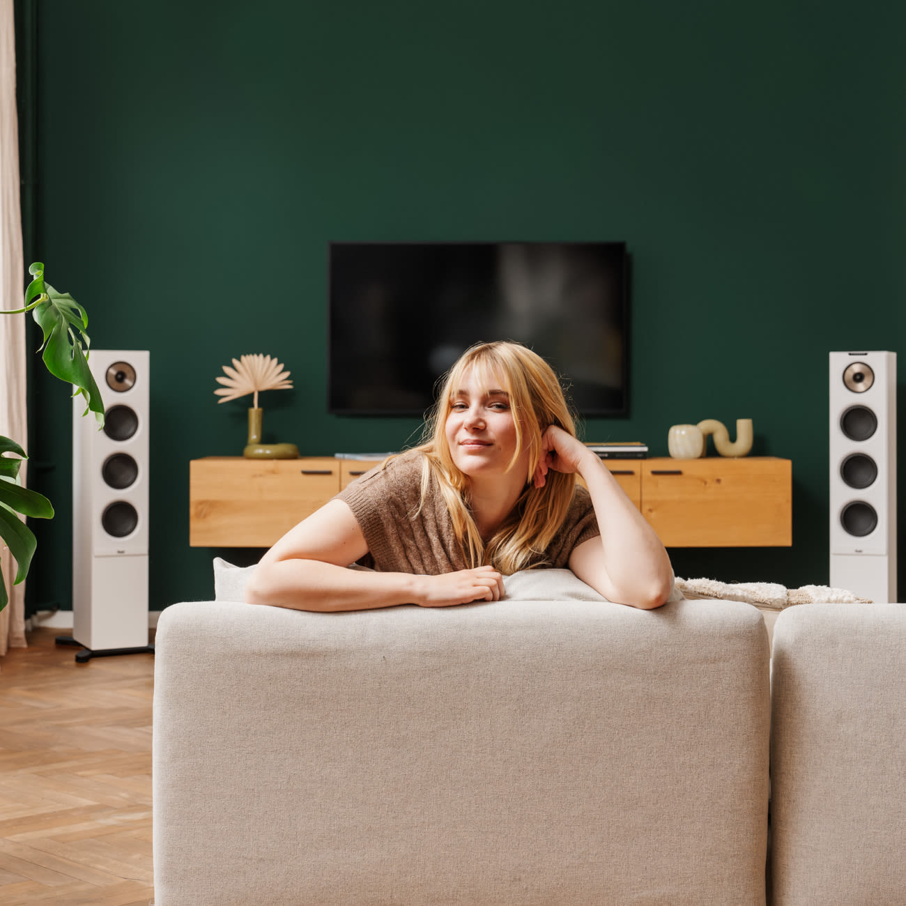 STEREO L 2 Every note a work of art