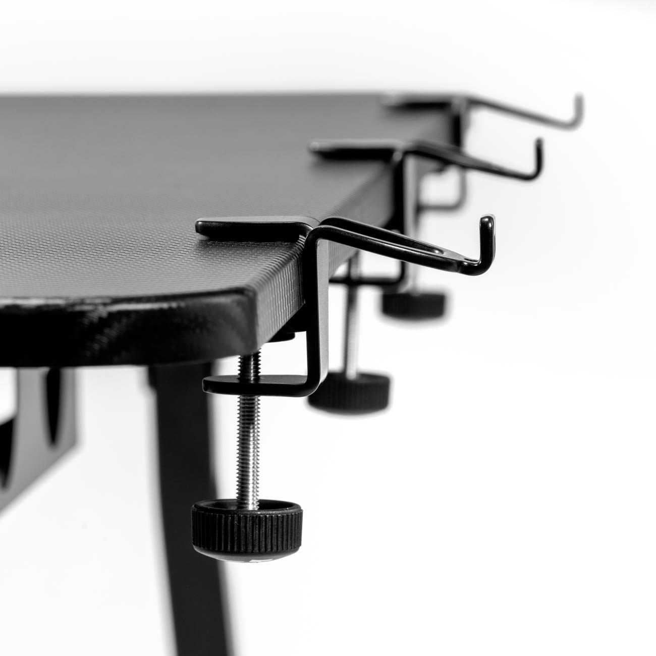 Banner holder for K&M DJ table Performance Your music for all