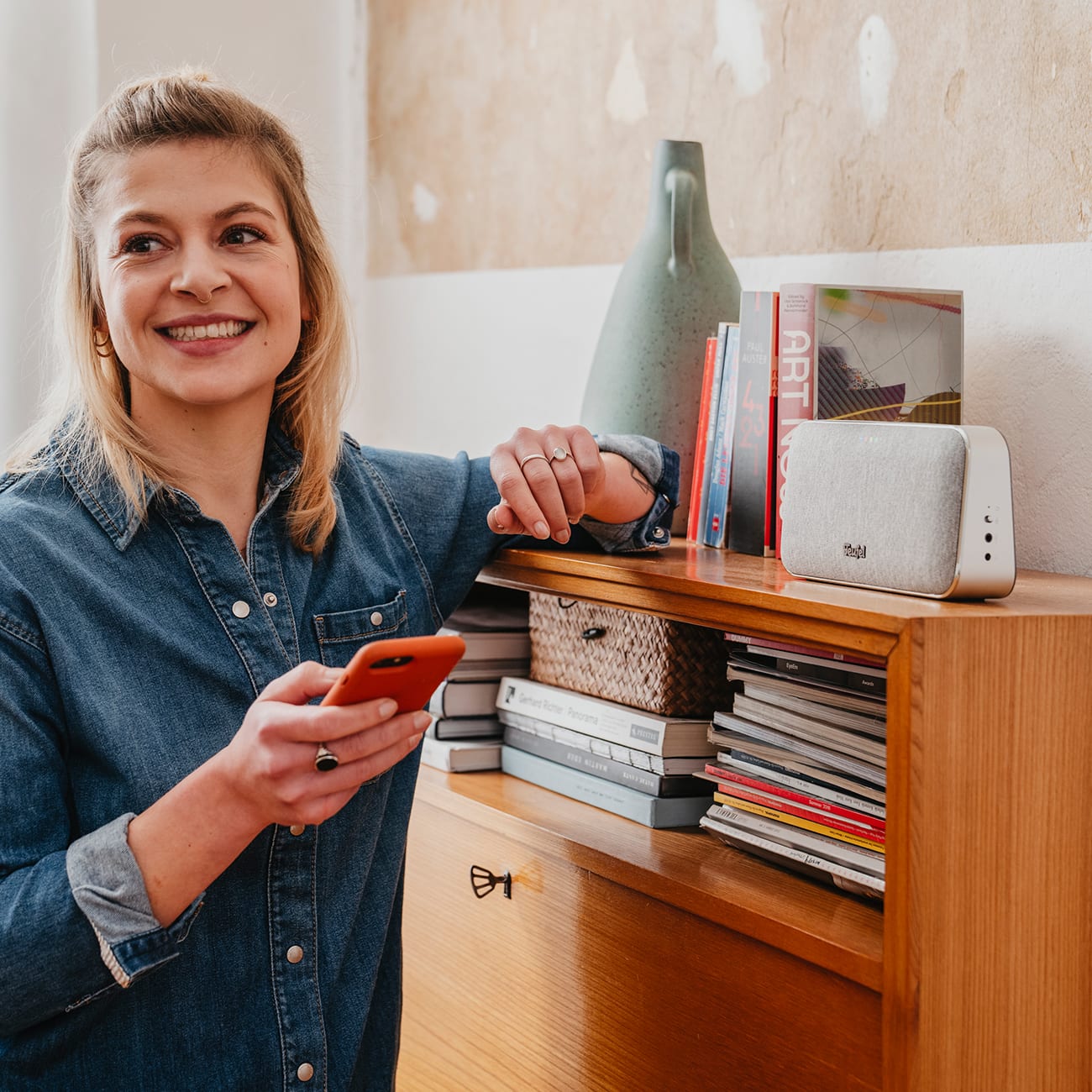 MOTIV® GO VOICE Sound in Style. Now with Google Assistant.