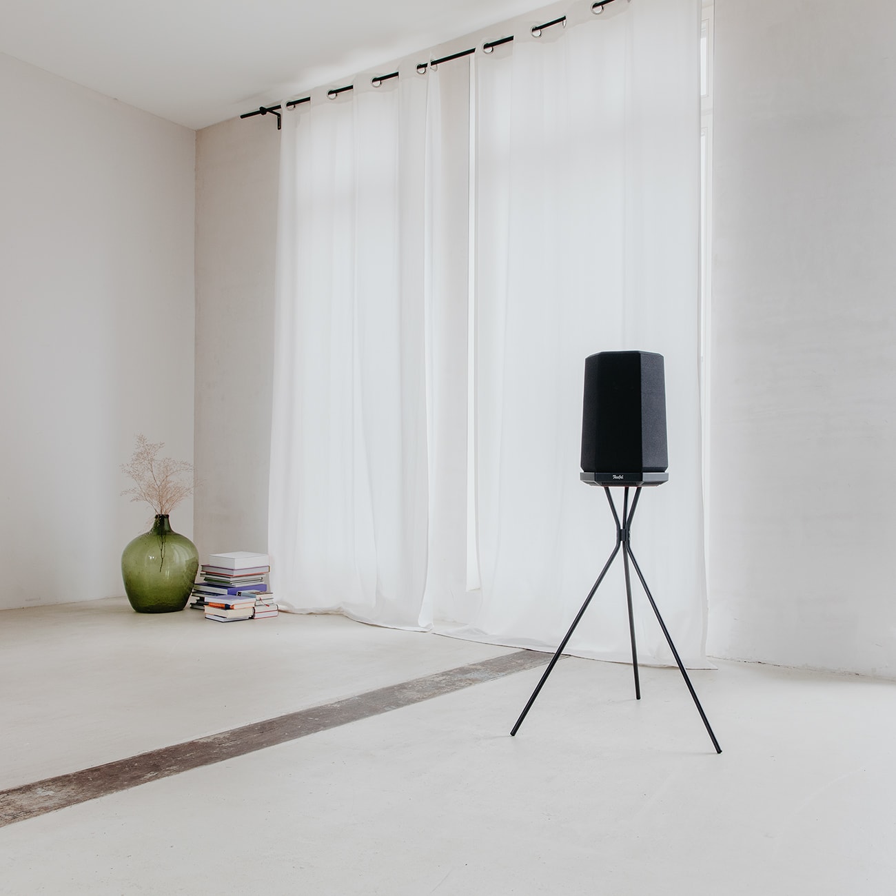 HOLIST M Smart meets sound