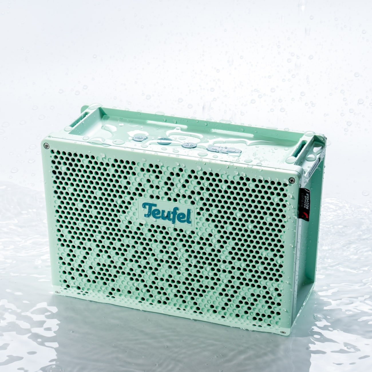 MYND A new generation of speaker