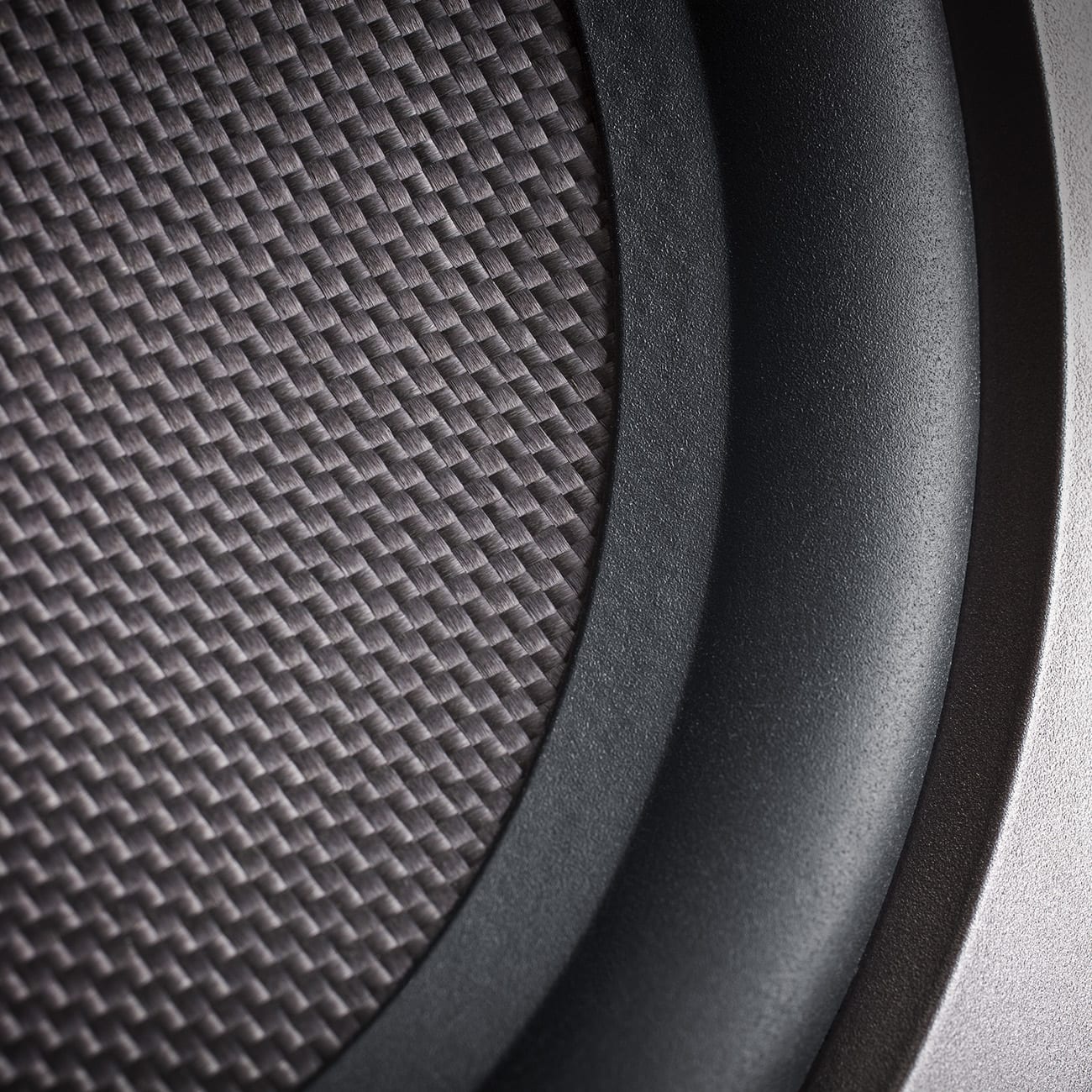 THEATER 500S KOMBO 2 A good KOMBO: two THEATER 500S speakers and a reciever