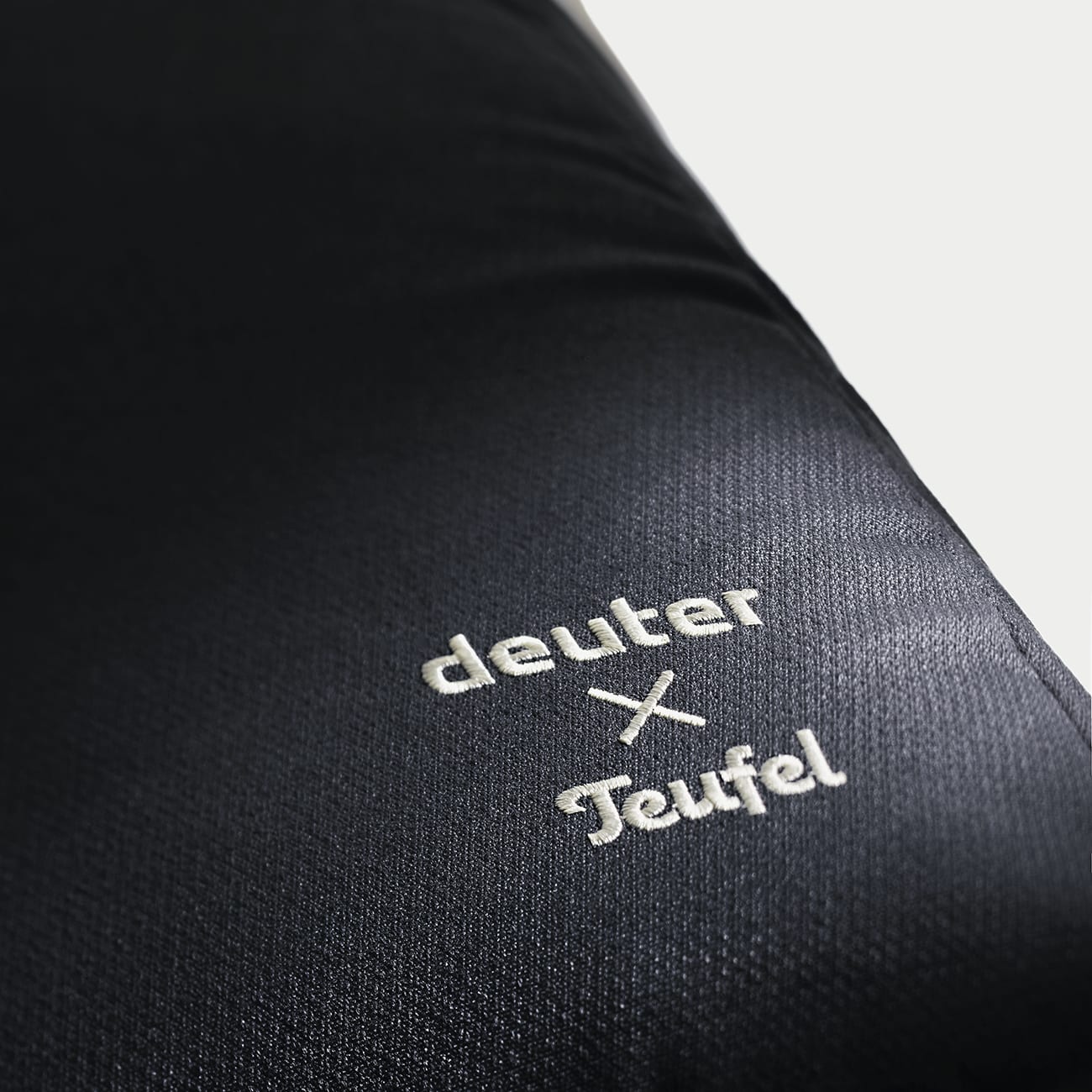 deuter x Teufel UP BERLIN Daypack Wear what you hear