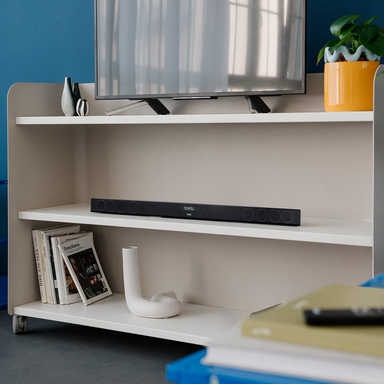 CINEBAR 11 Surround for Dolby Atmos 4.1 Set Your gateway to 3D sound