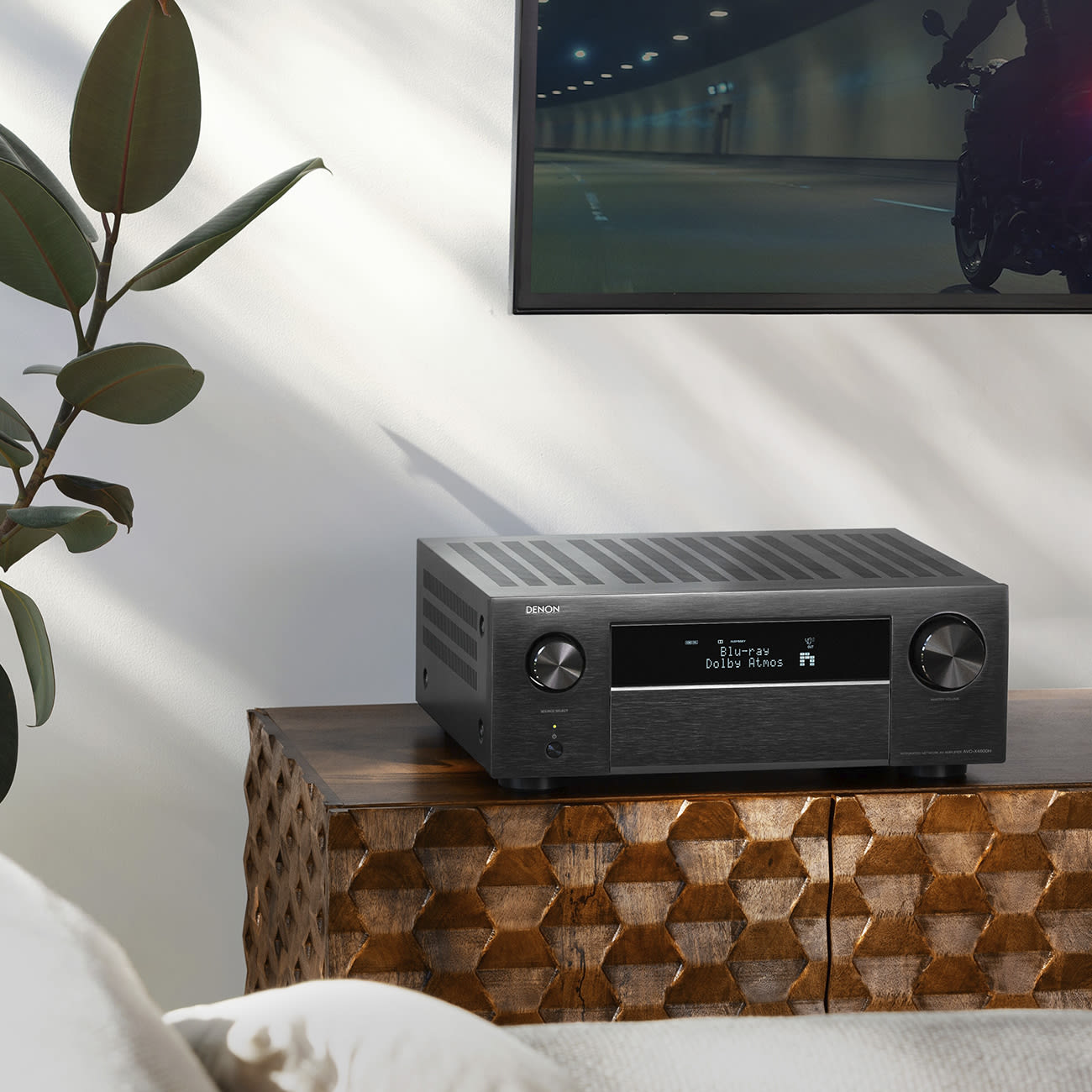 DENON AVC-X4800H Heart of home cinema