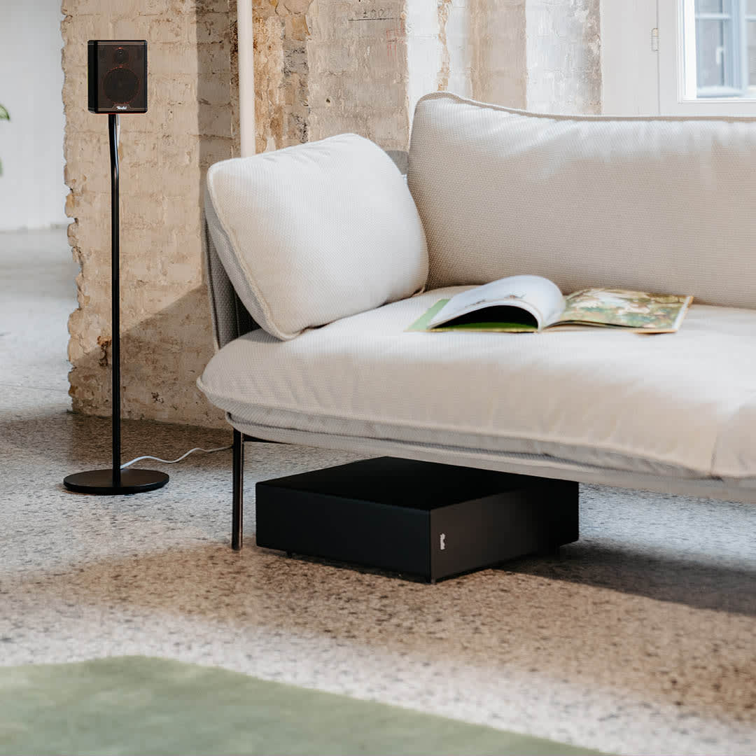 T 6 Subwoofer More bass, less space