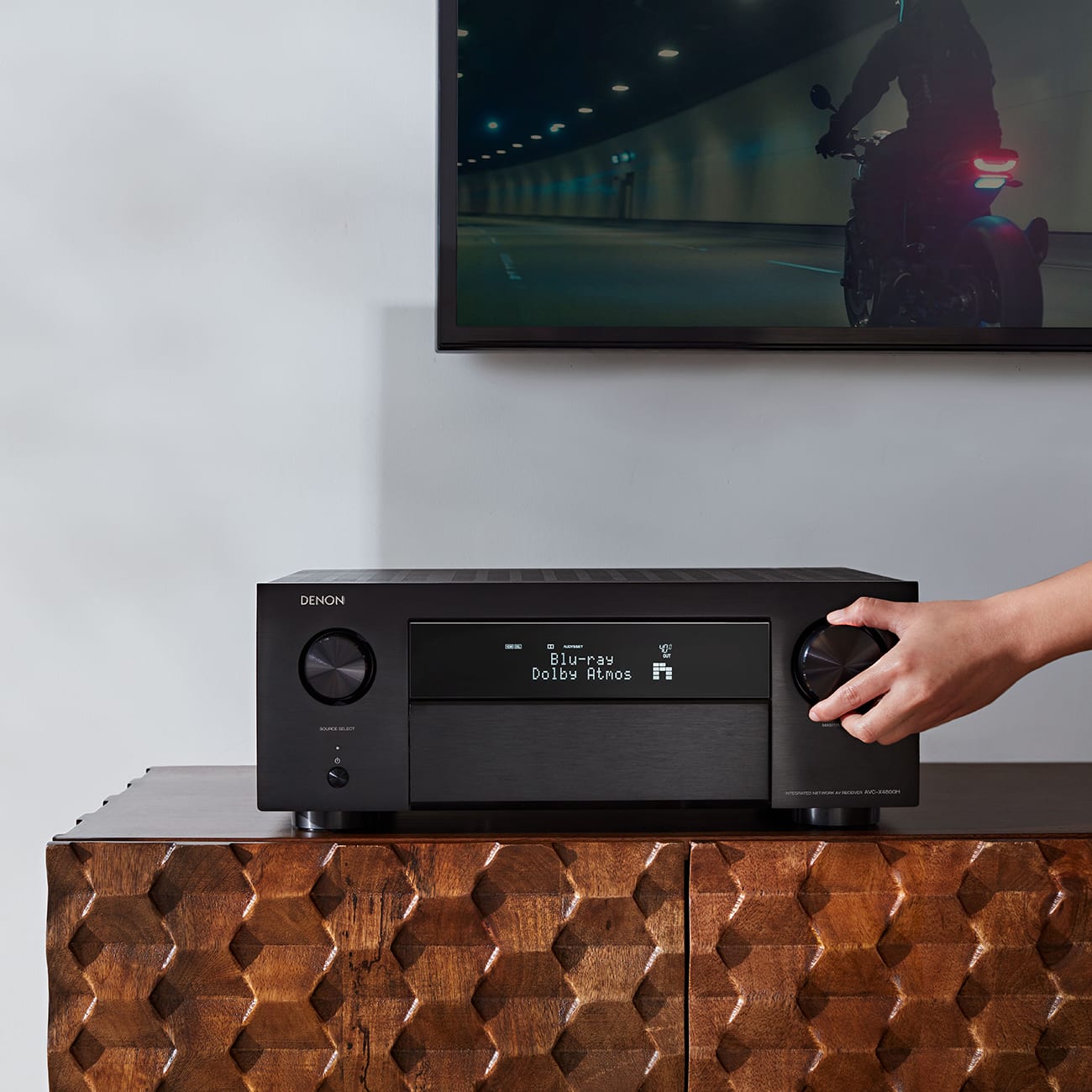 DENON AVC-X4800H Heart of home cinema