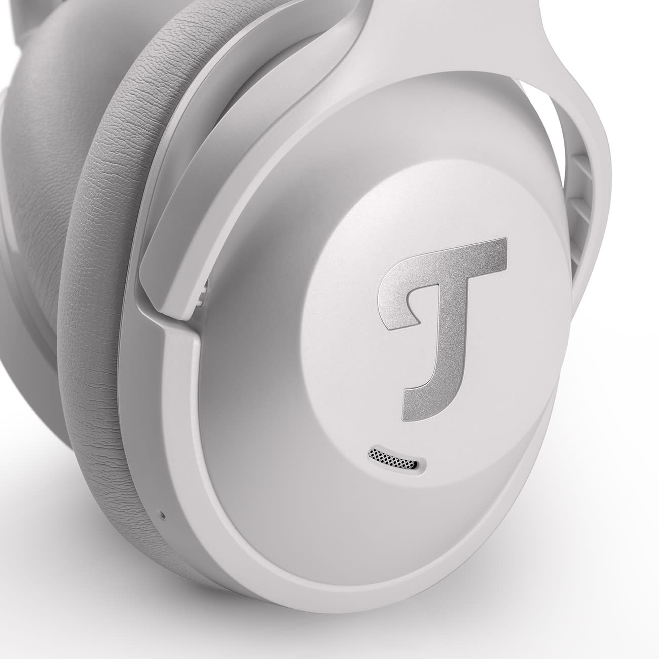 REAL BLUE NC 3 + FeinTech Bluetooth Audio System Enjoy movies with headphones