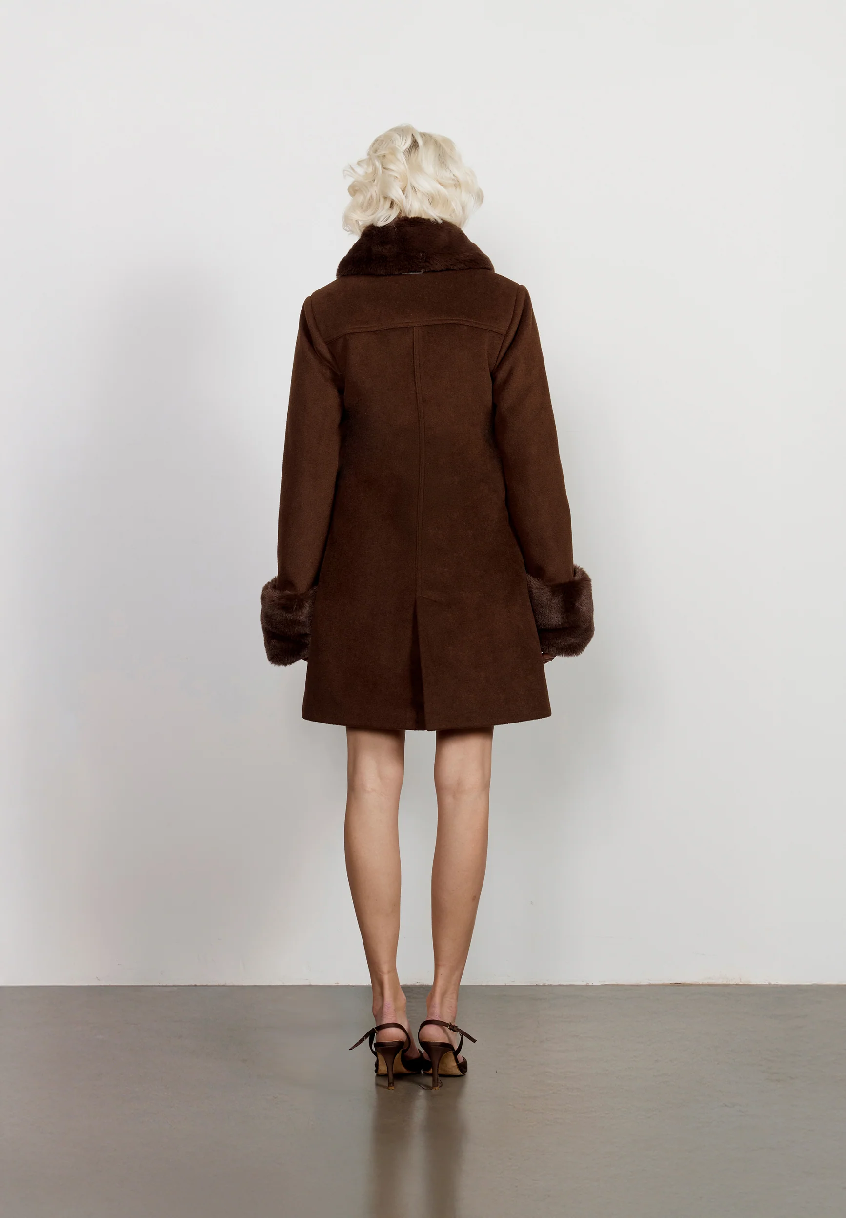 THE DOLLY COAT