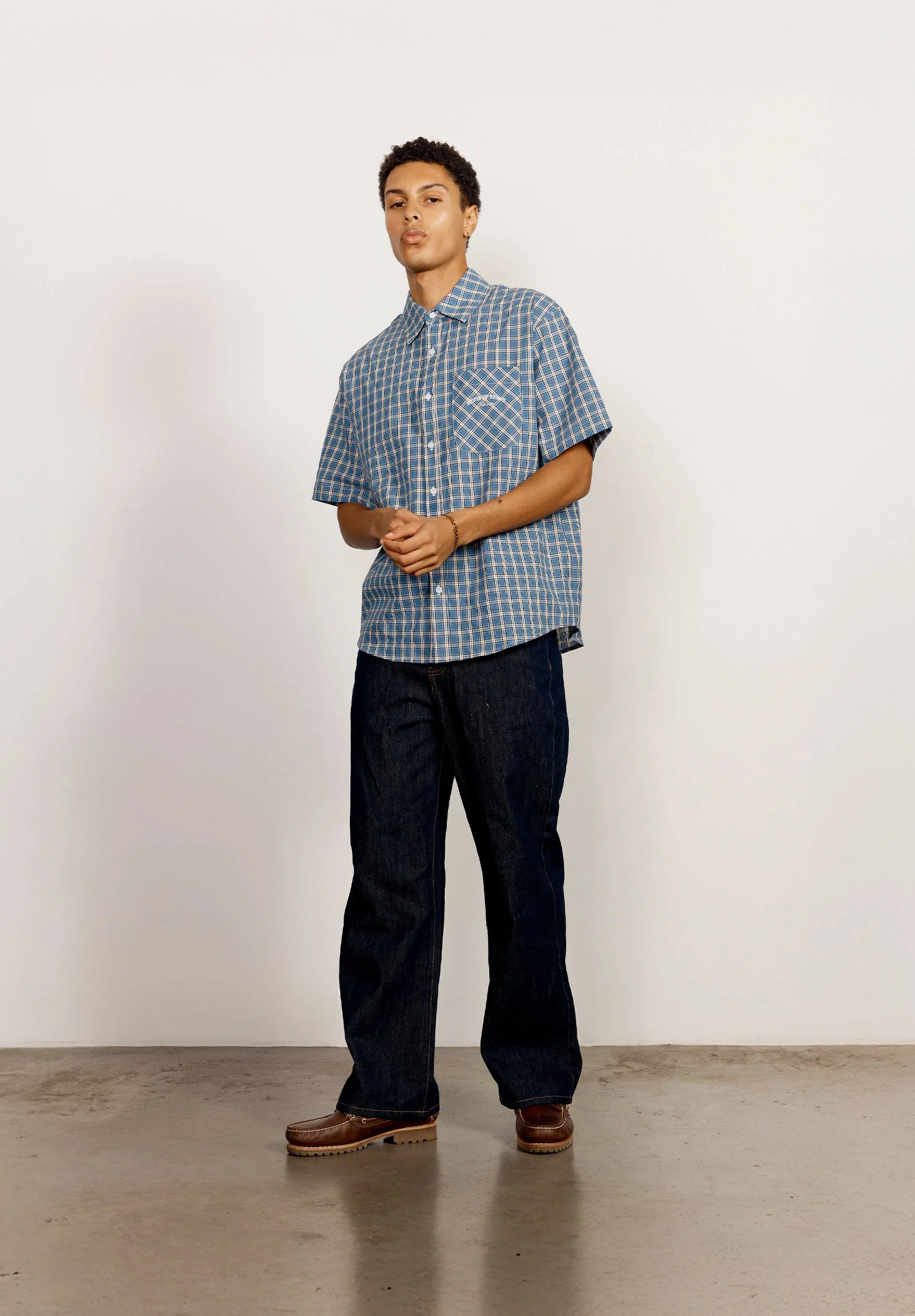 GRANDAD CHECK BUTTON DOWN