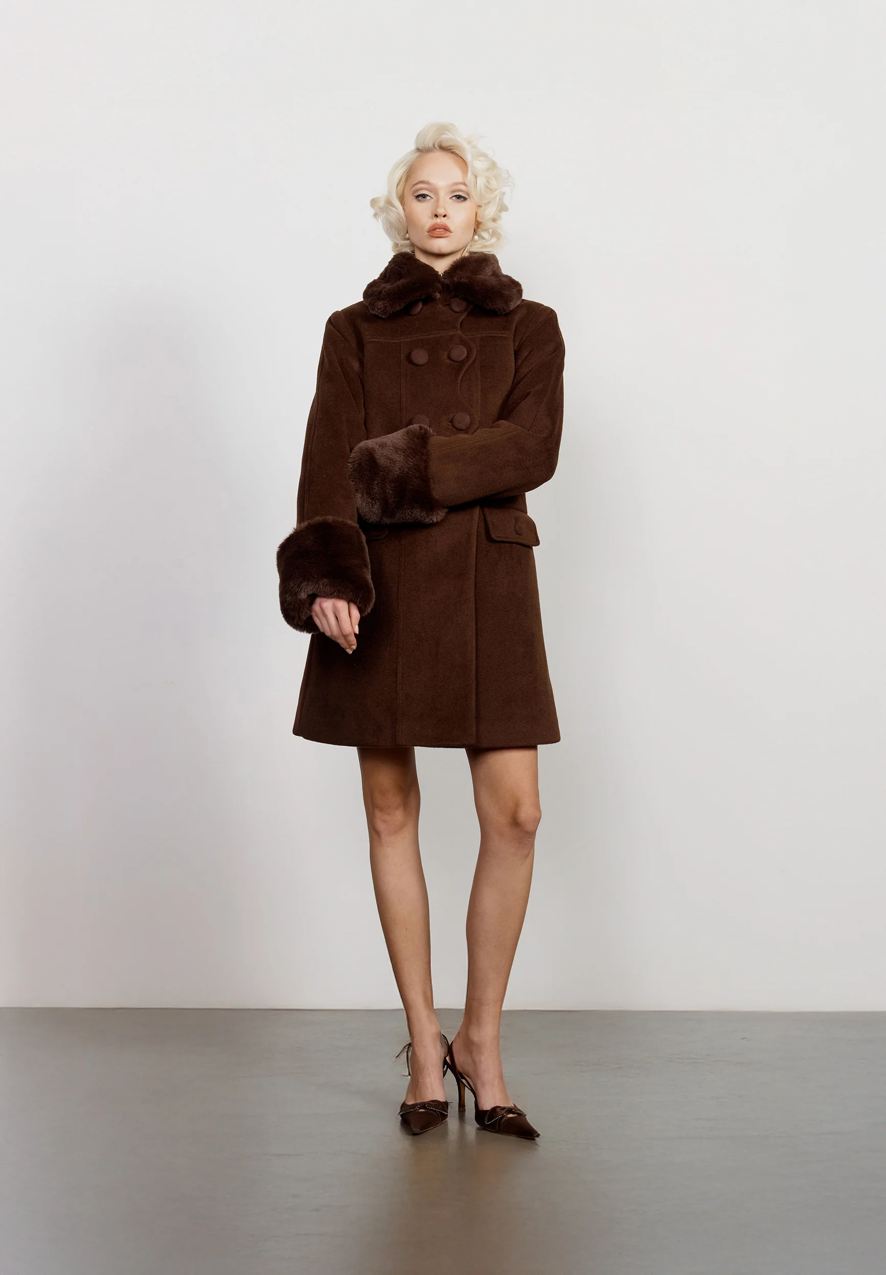 THE DOLLY COAT