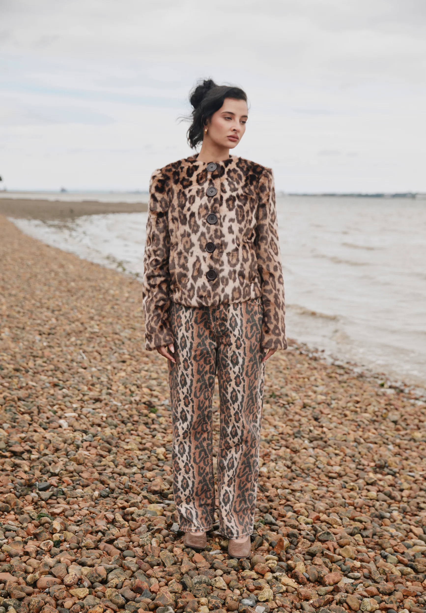 COLLARLESS LEOPARD JACKET