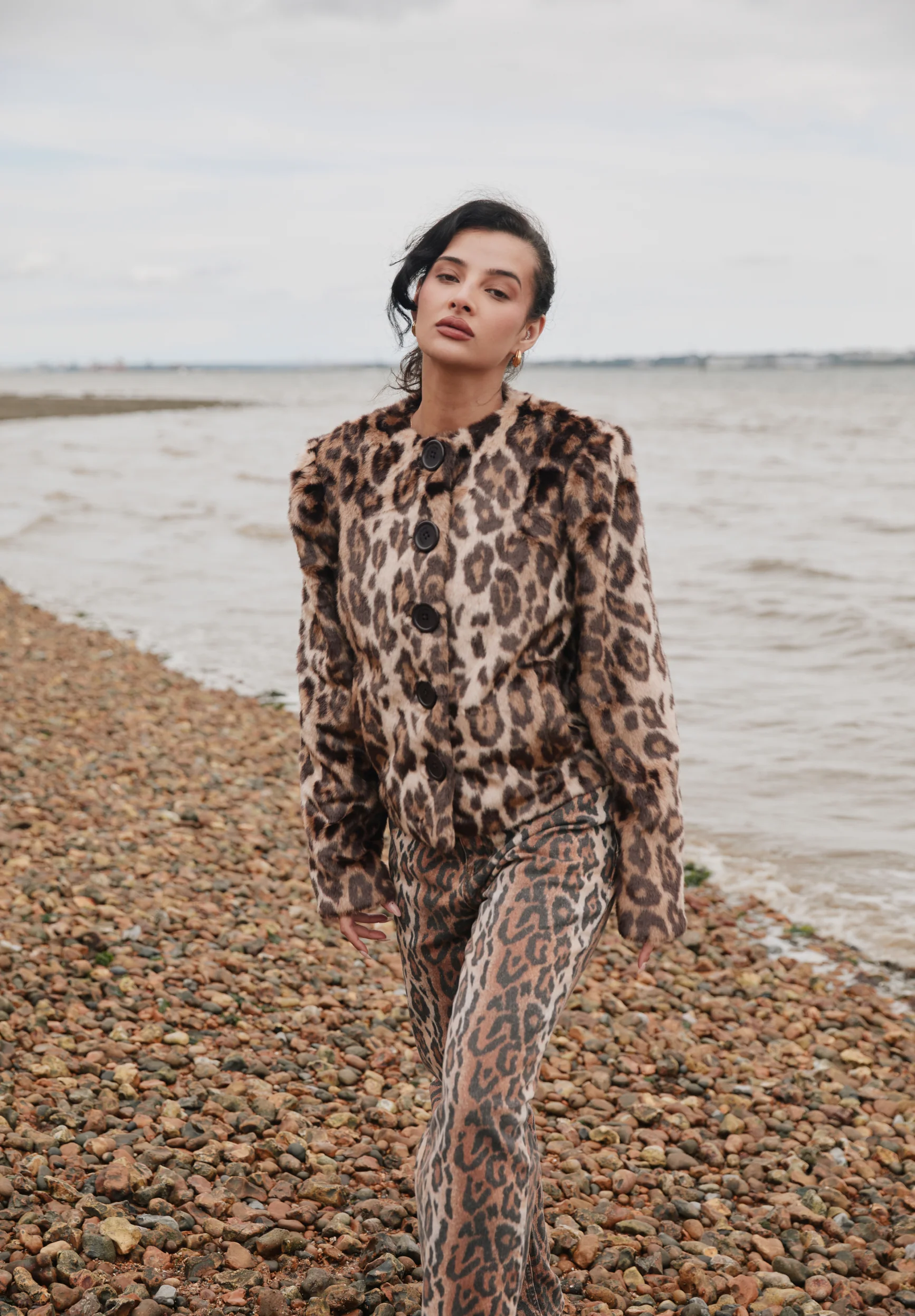 COLLARLESS LEOPARD JACKET