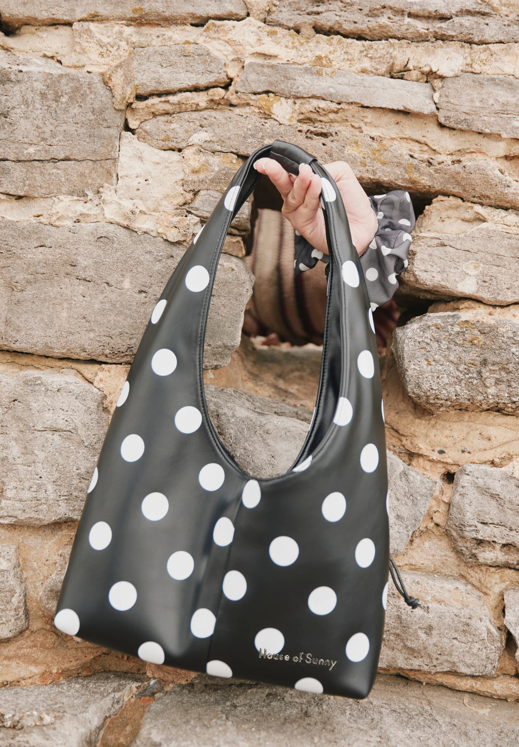 POLKA DOT SLING BAG