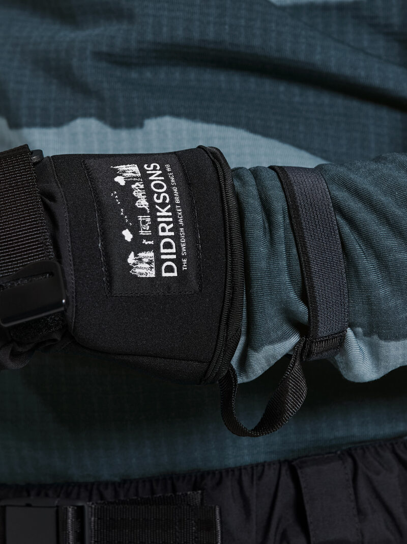 Lovas Five Finger Glove