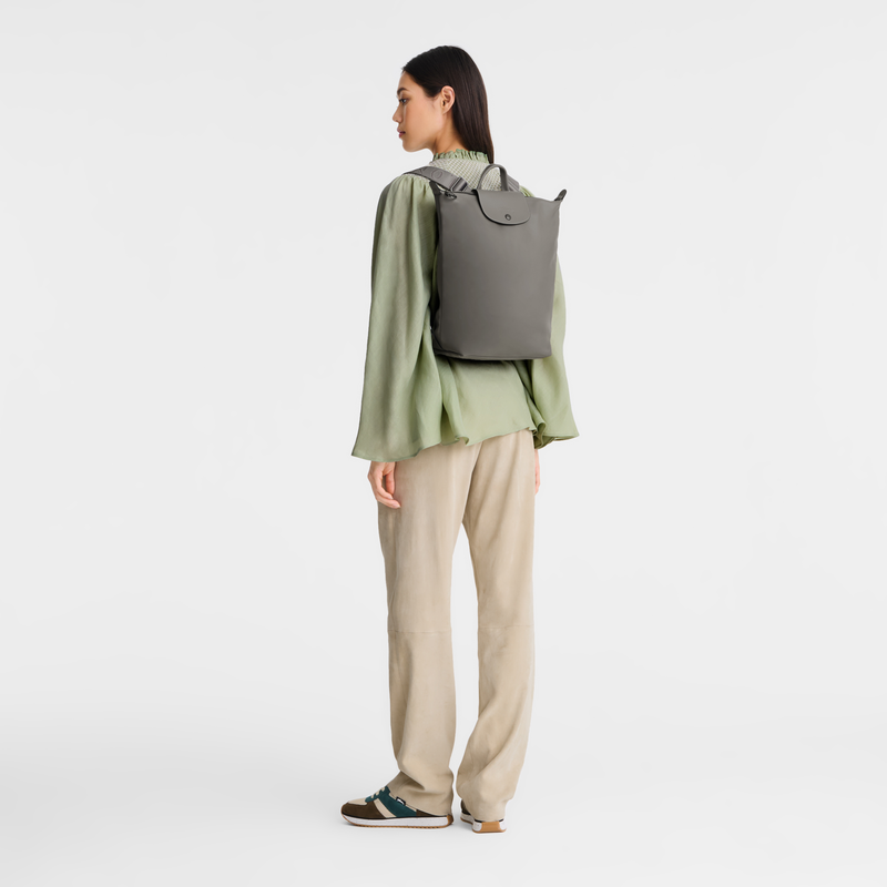Le Pliage Xtra M Backpack Turtledove - Leather