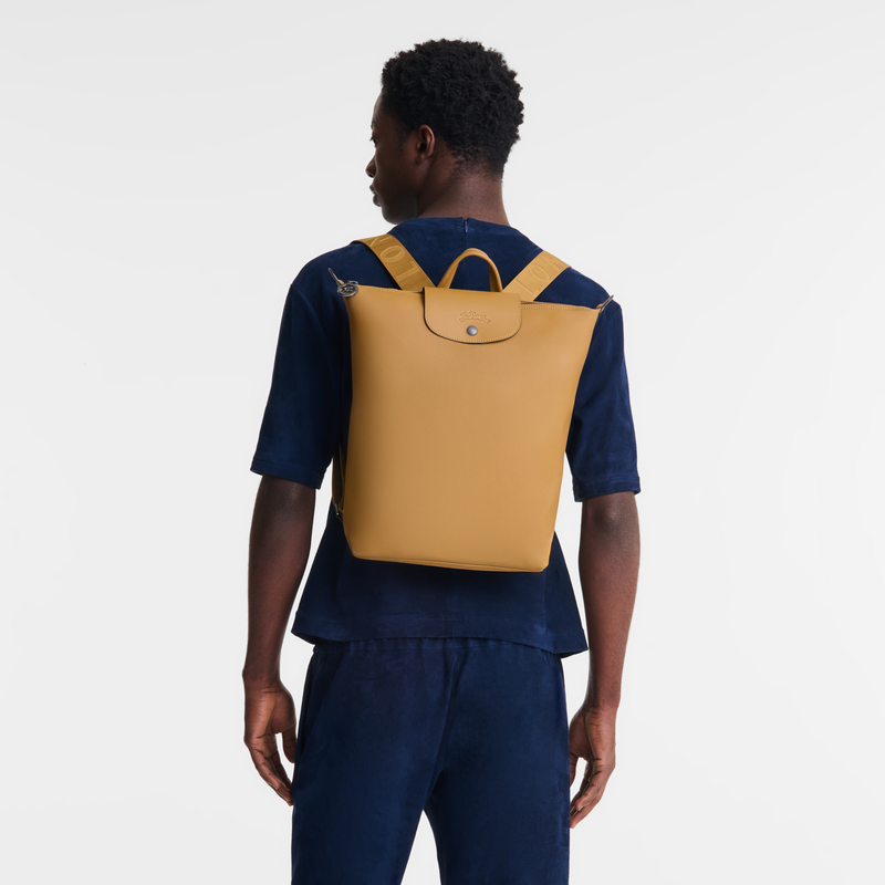Le Pliage Xtra M Backpack Tobacco - Leather