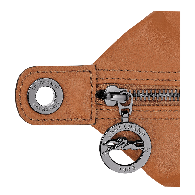 Le Pliage Xtra M Hobo bag Cashew - Leather