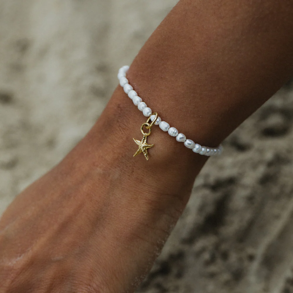 Pearl bracelet gold